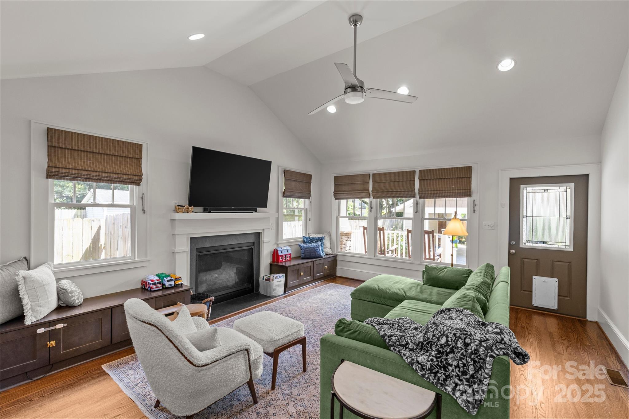 2112 Shenandoah Avenue