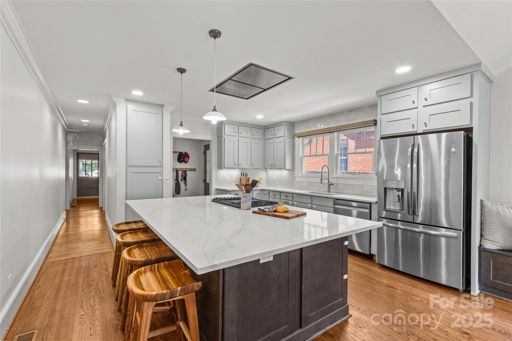 2112 Shenandoah Avenue