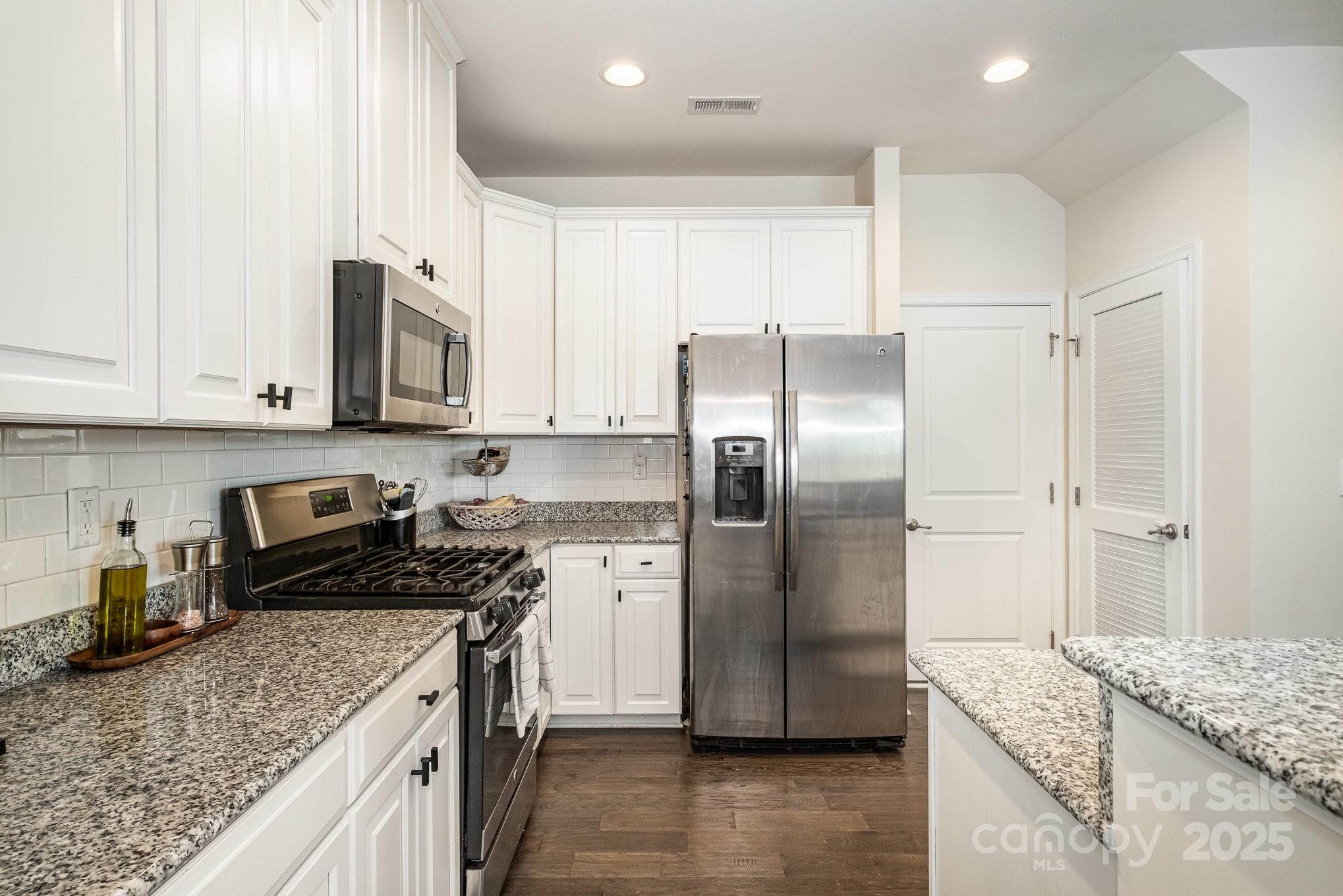 1825 Evergreen Drive