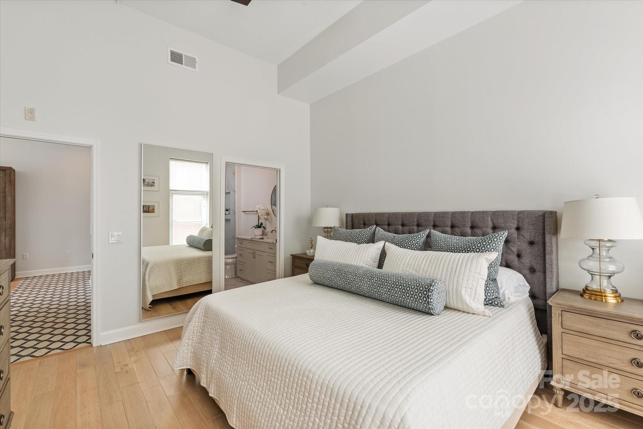 1315 East Boulevard Unit: 225