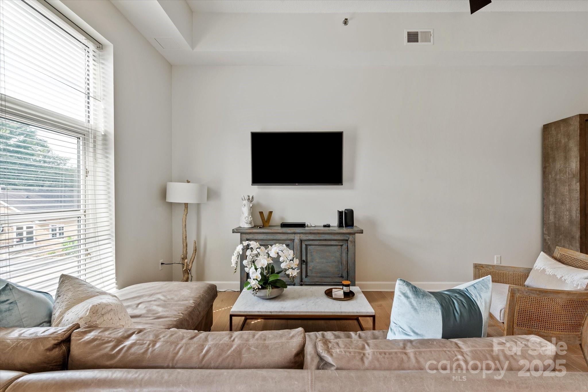 1315 East Boulevard Unit: 225