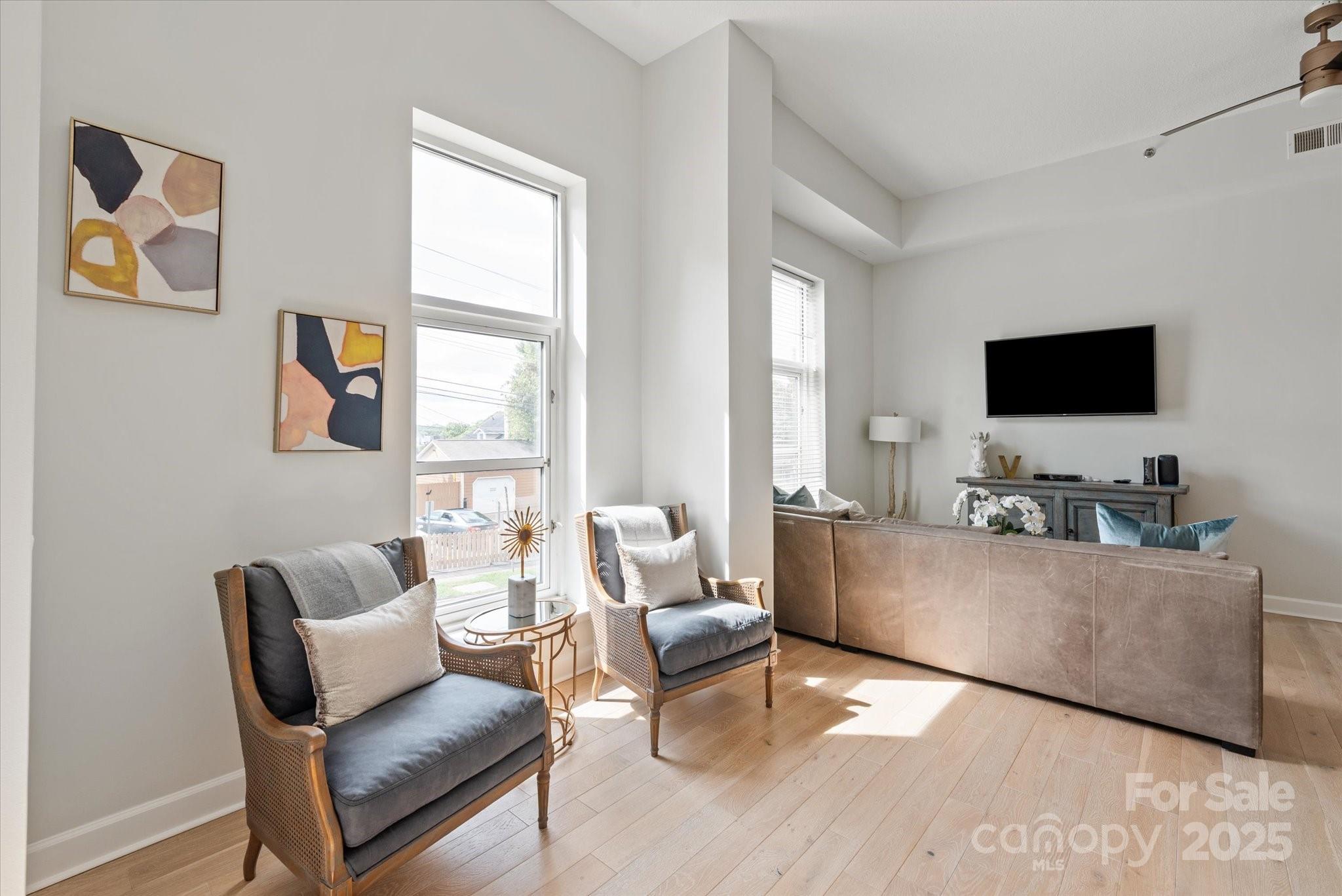 1315 East Boulevard Unit: 225