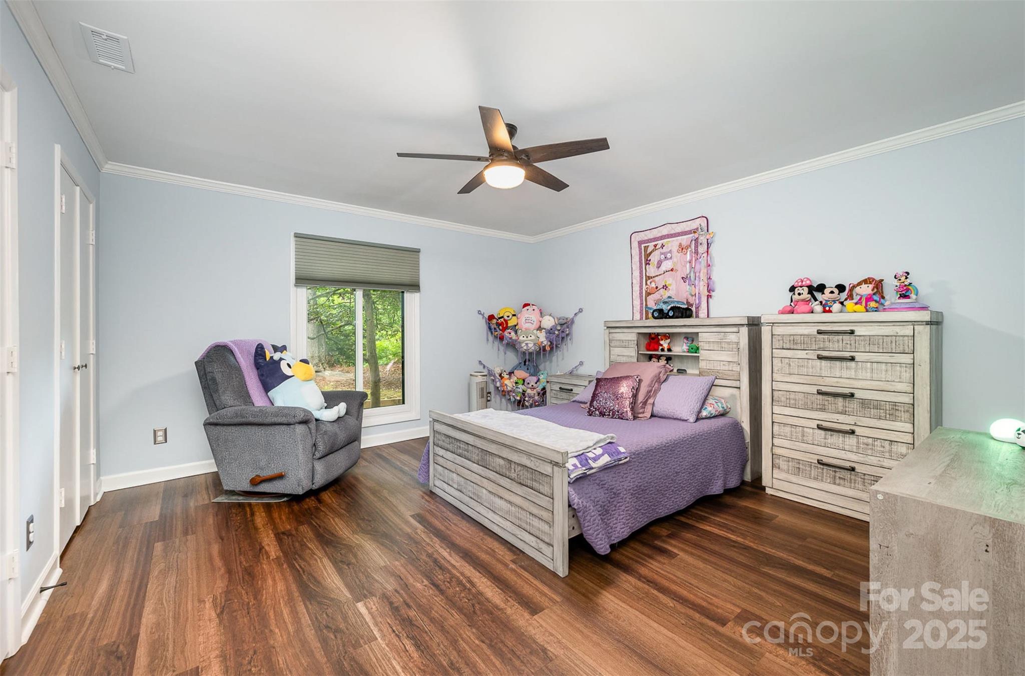 3041 Shallowood Lane