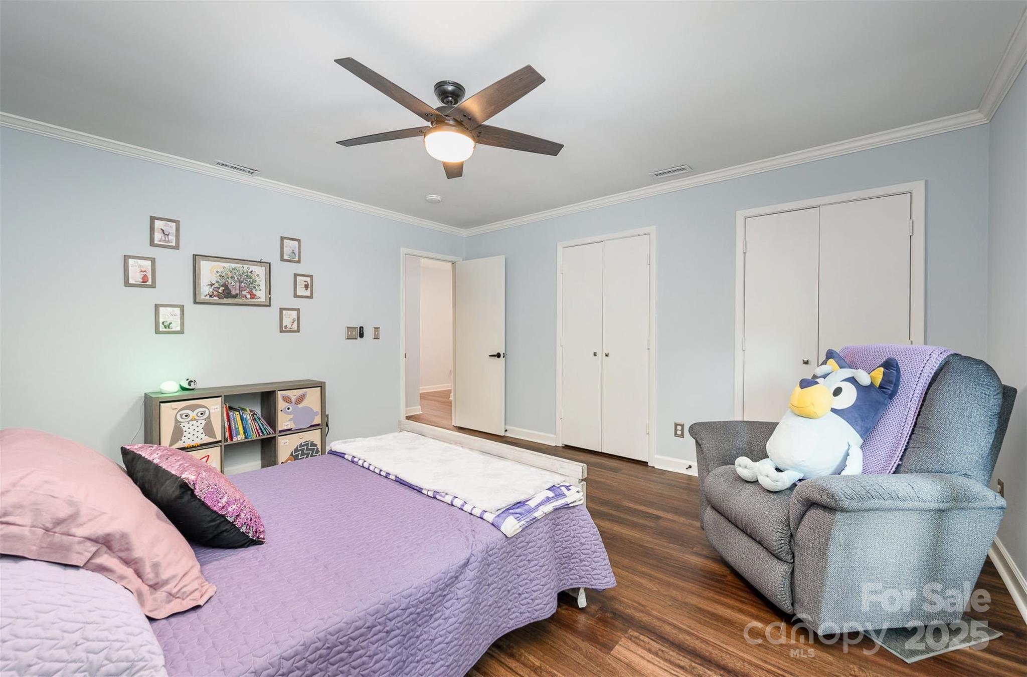 3041 Shallowood Lane