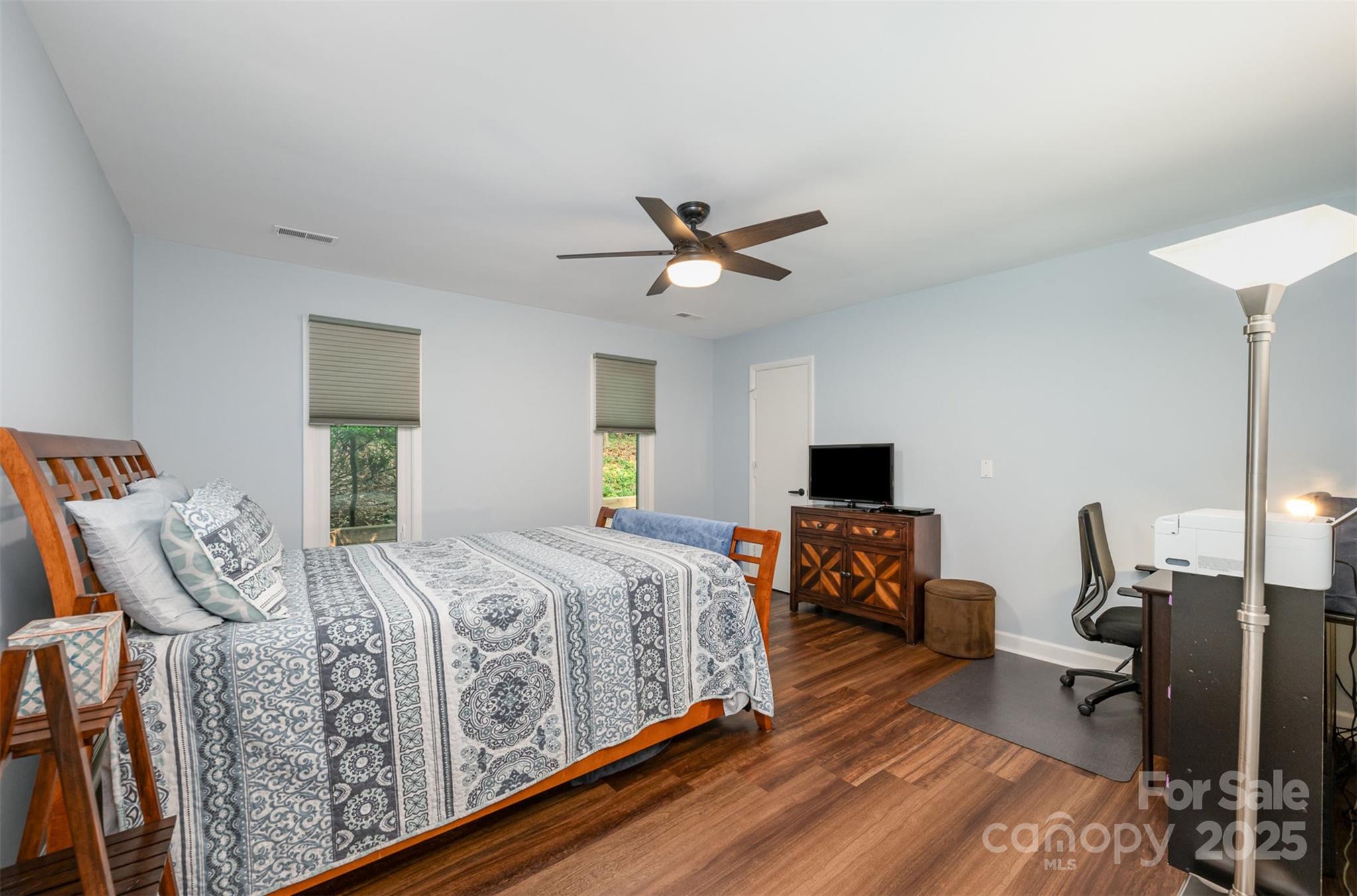 3041 Shallowood Lane