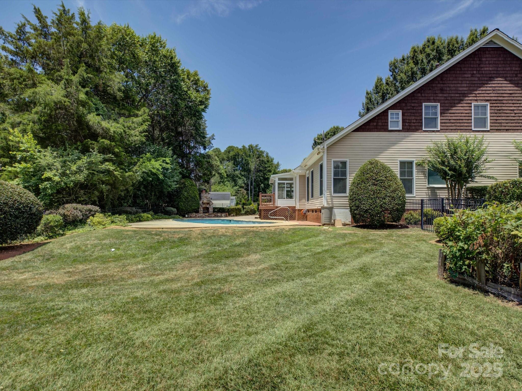 8508 Sandowne Lane