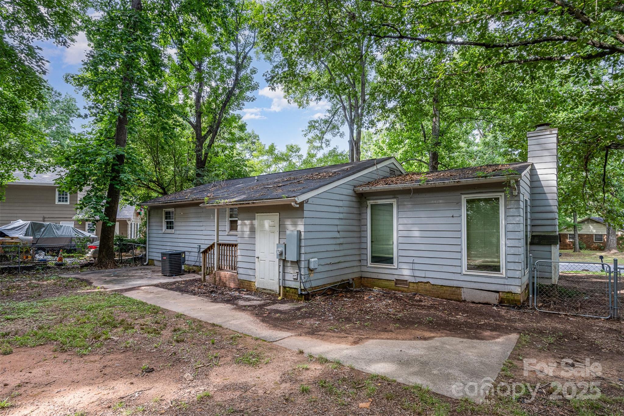 5143 Delivau Drive