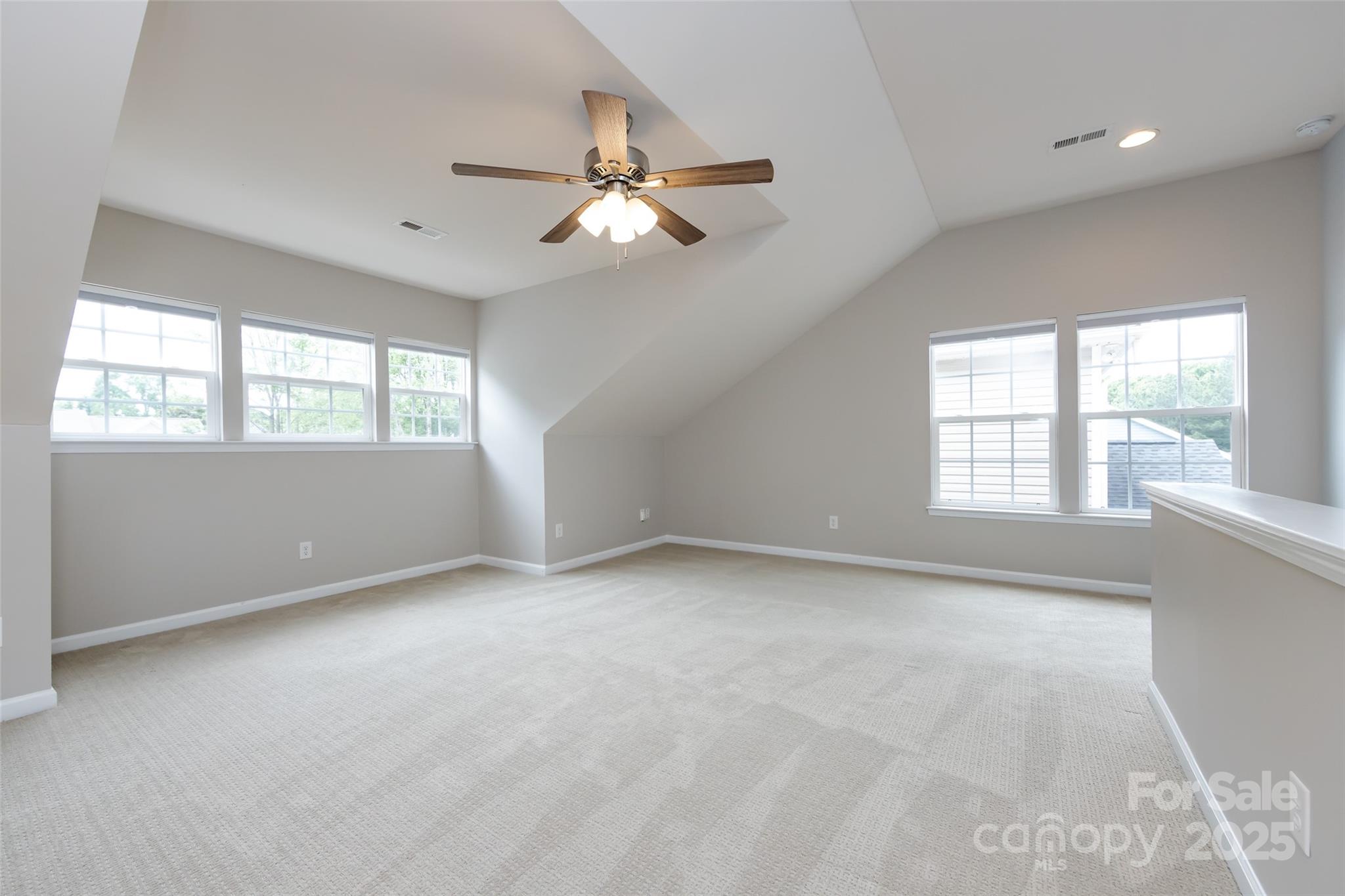 1040 Stonedown Lane