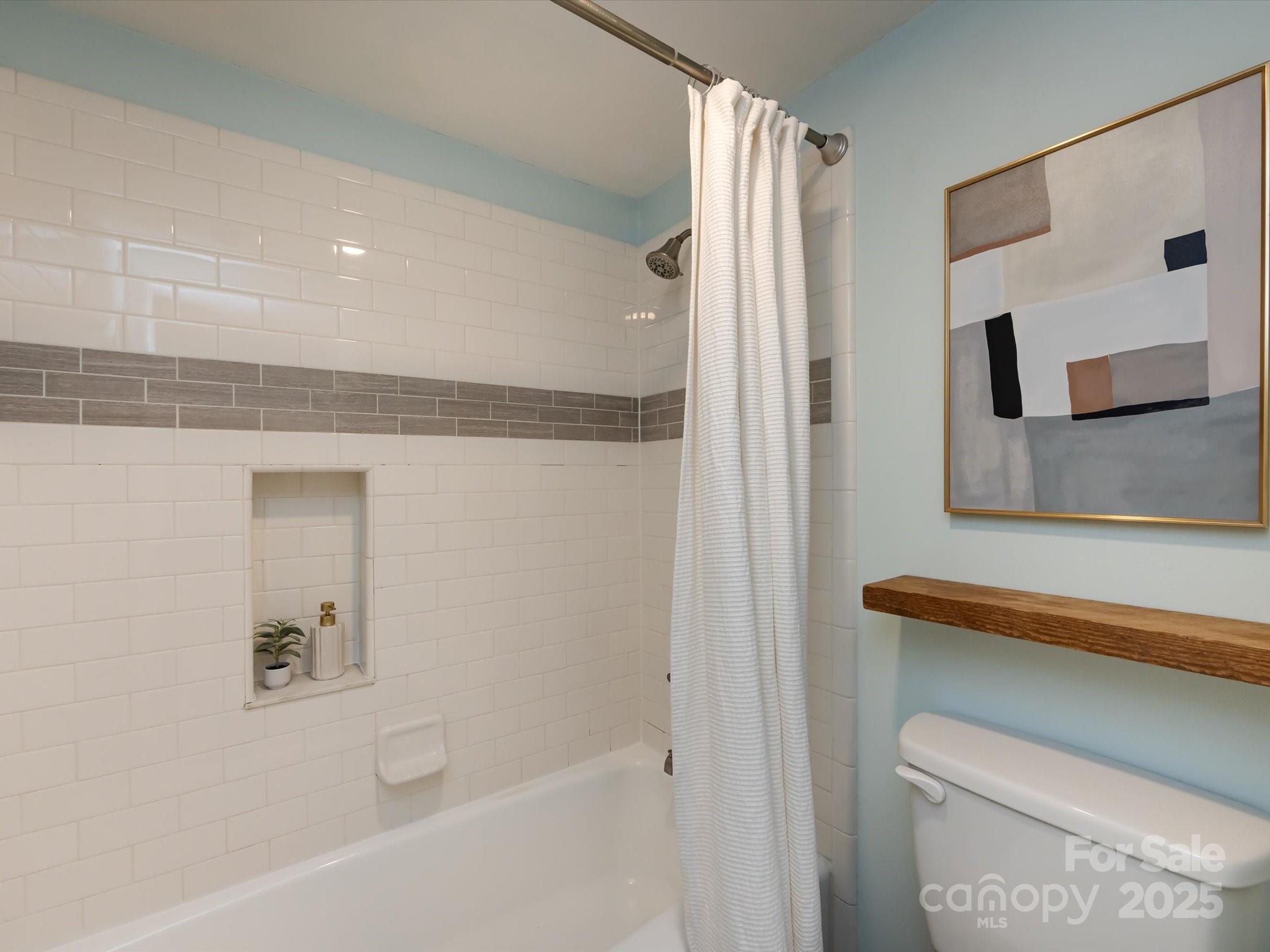 1708 Roxborough Road Unit: C