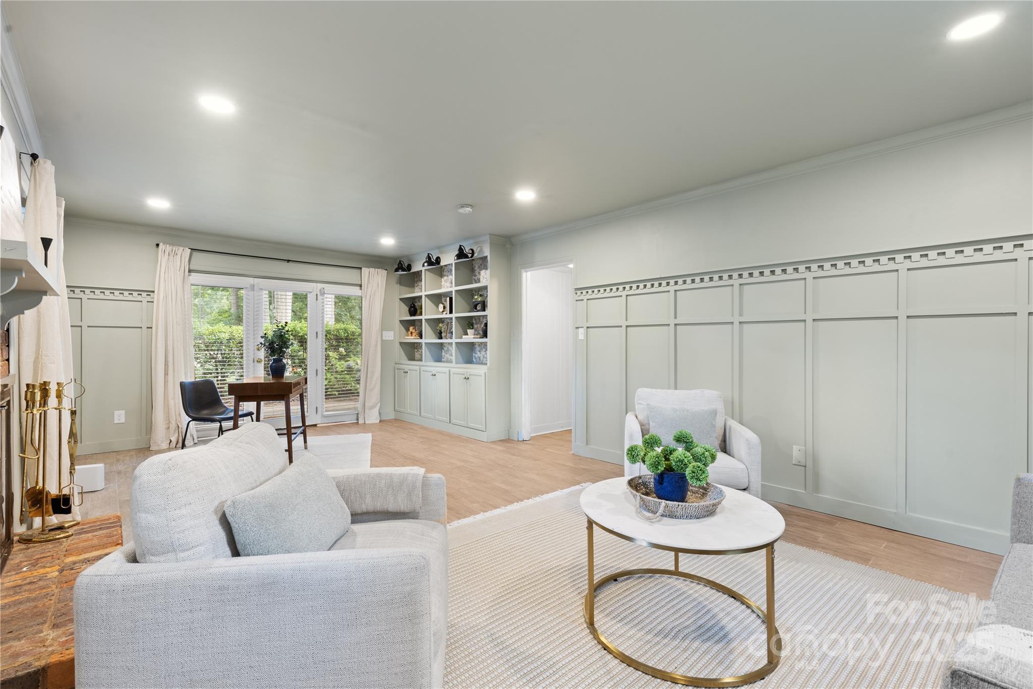 1024 Regency Drive