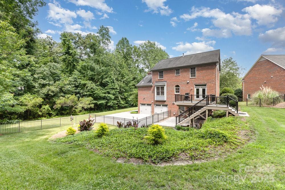 205 Rosedale Lane