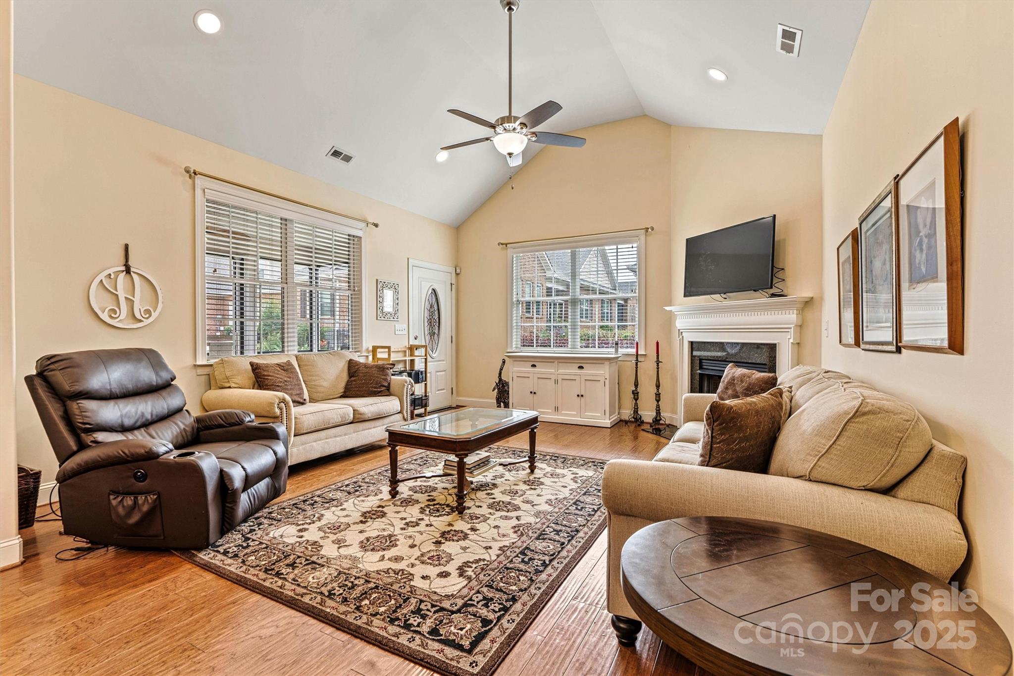 2369 Stardust Court