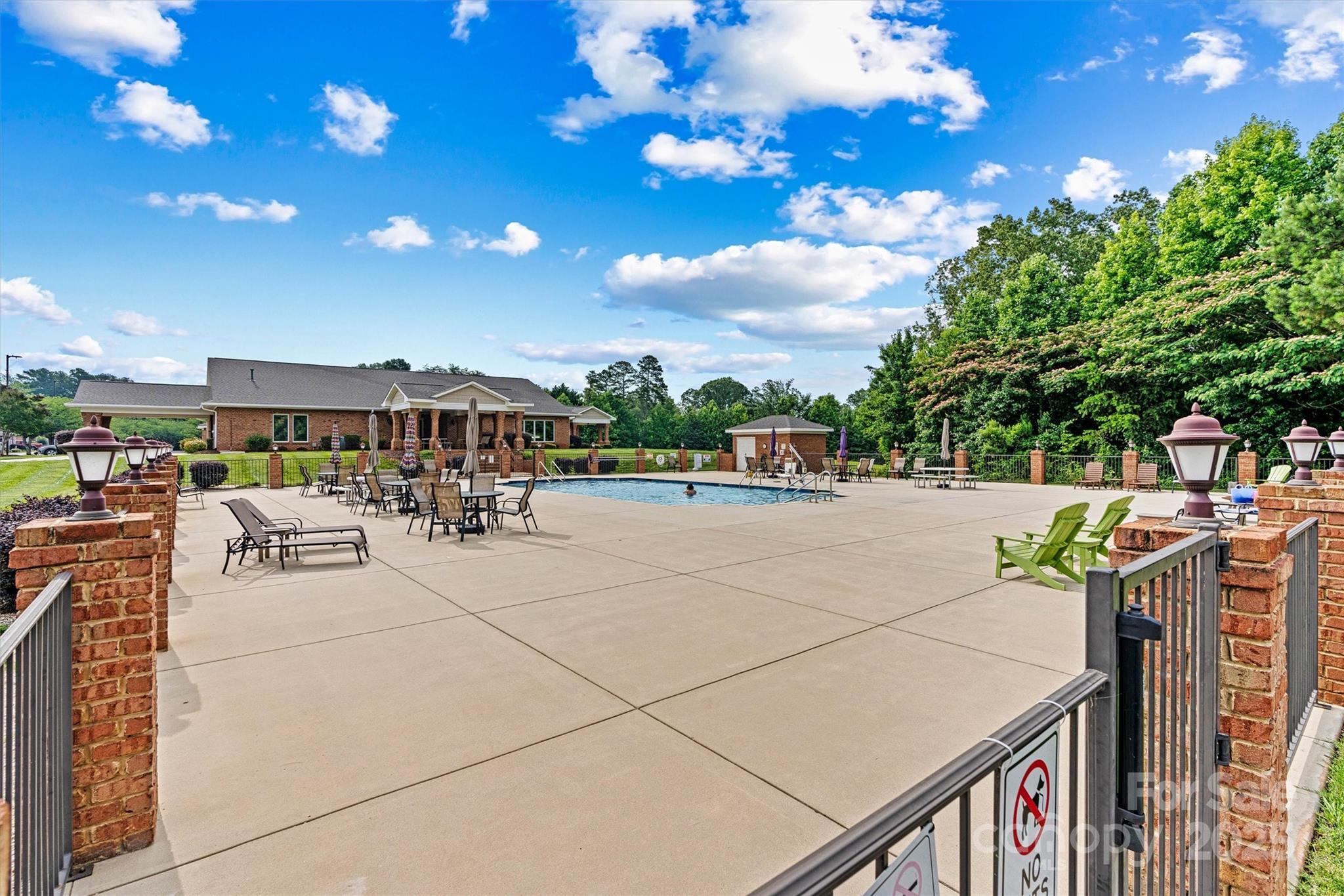 2369 Stardust Court