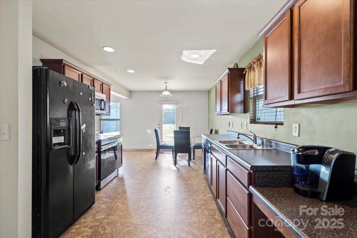 7136 Bullock Drive Unit: 118