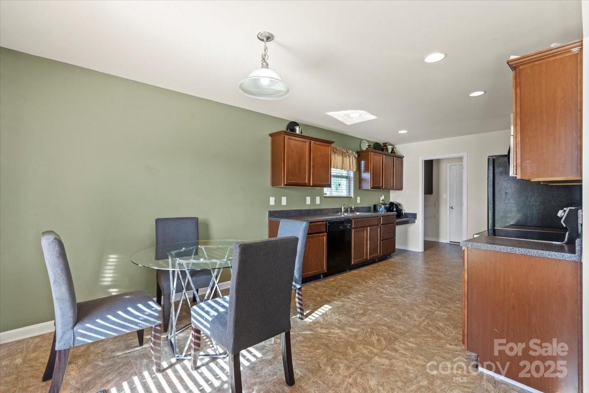 7136 Bullock Drive Unit: 118