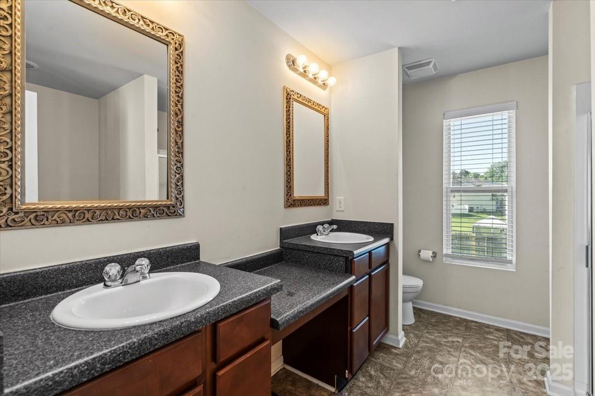 7136 Bullock Drive Unit: 118