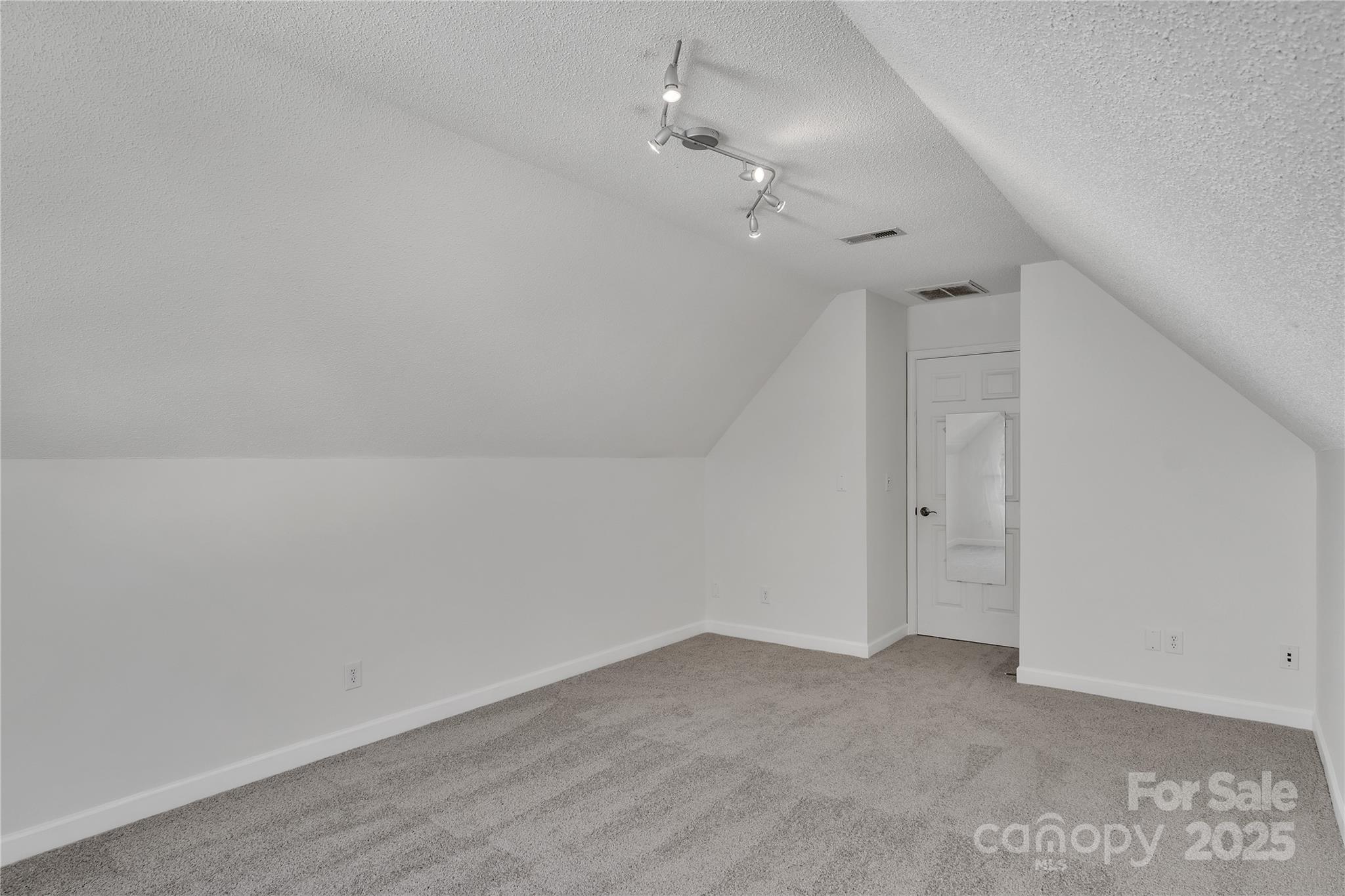 11407 Lenswood Court