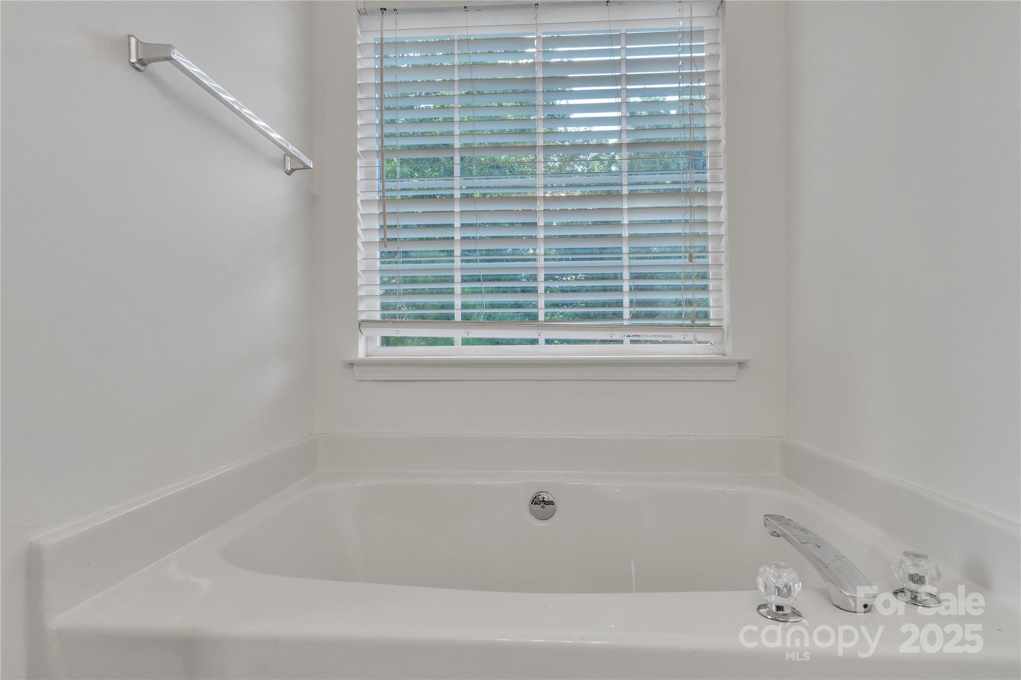 11407 Lenswood Court