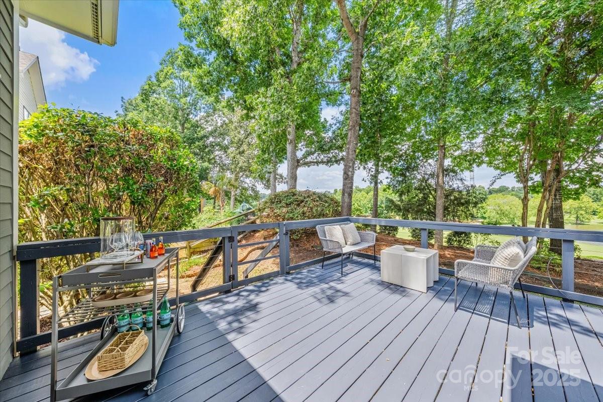 5728 Mantario Drive