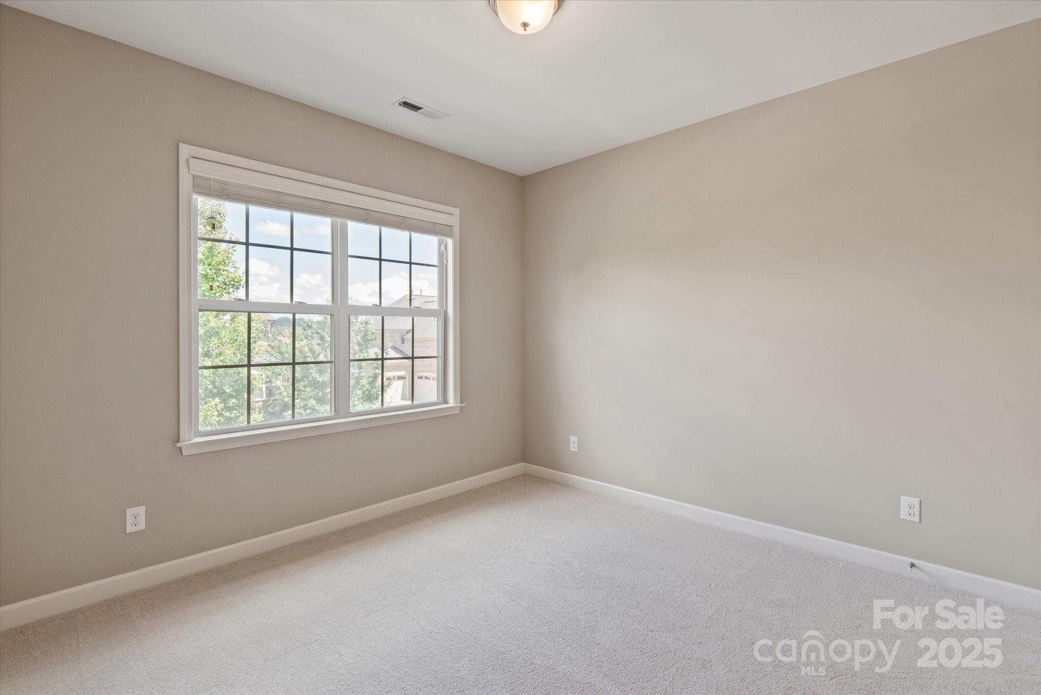 16016 Reynolds Drive
