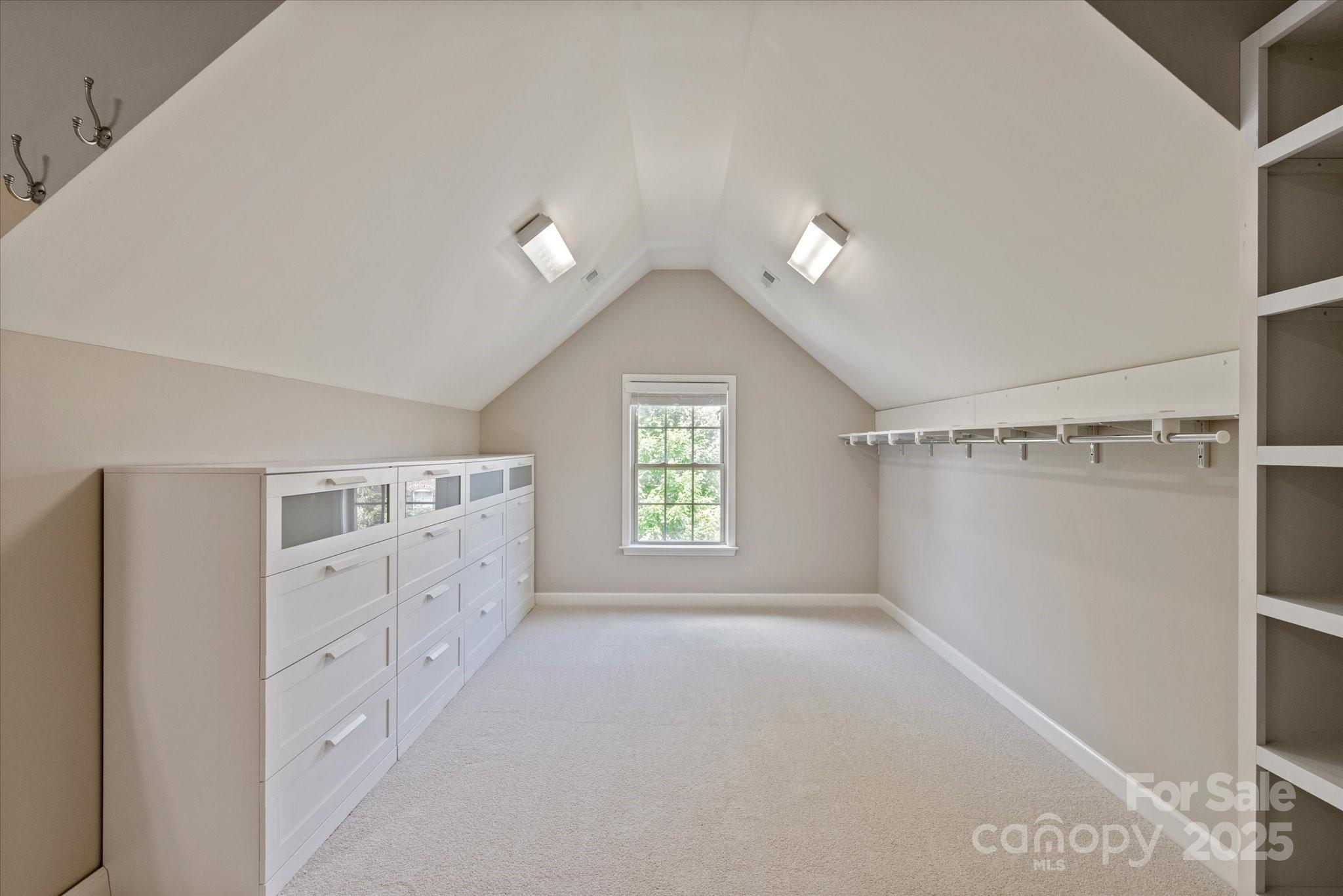 16016 Reynolds Drive