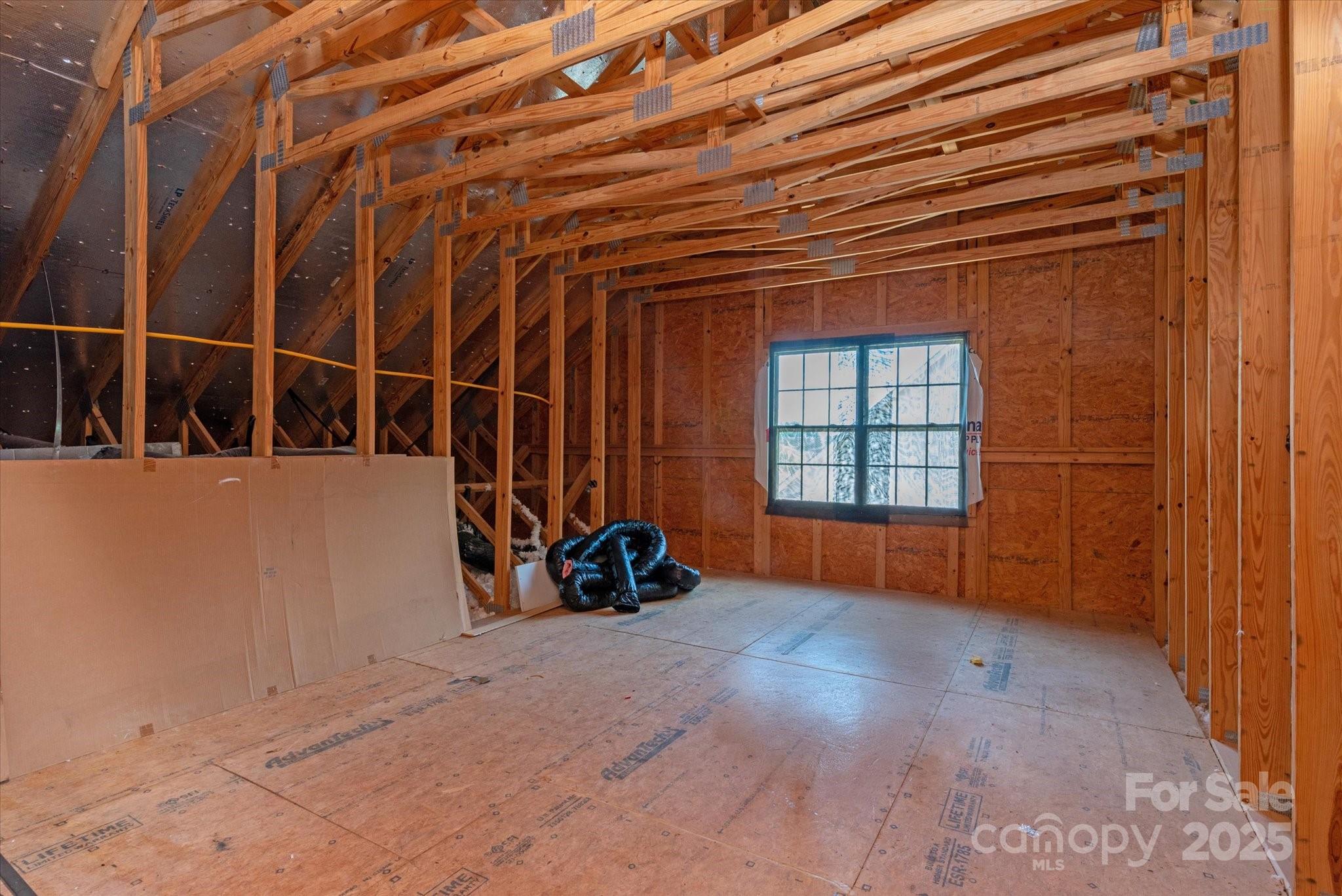 16016 Reynolds Drive