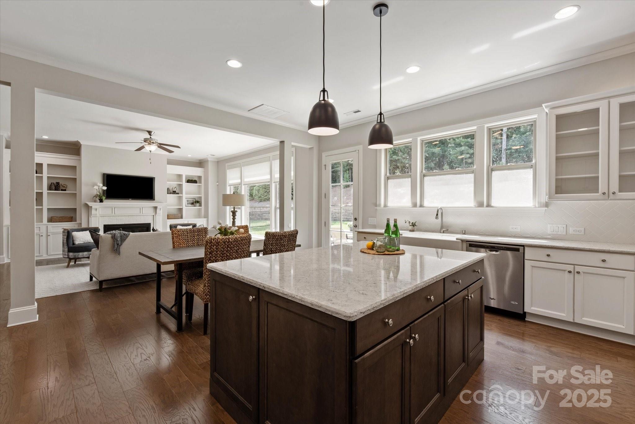 16016 Reynolds Drive