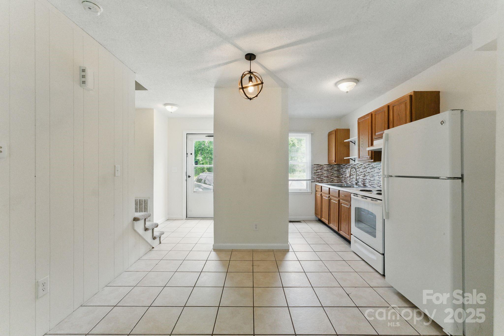 4681-4709 Grassy Creek Road
