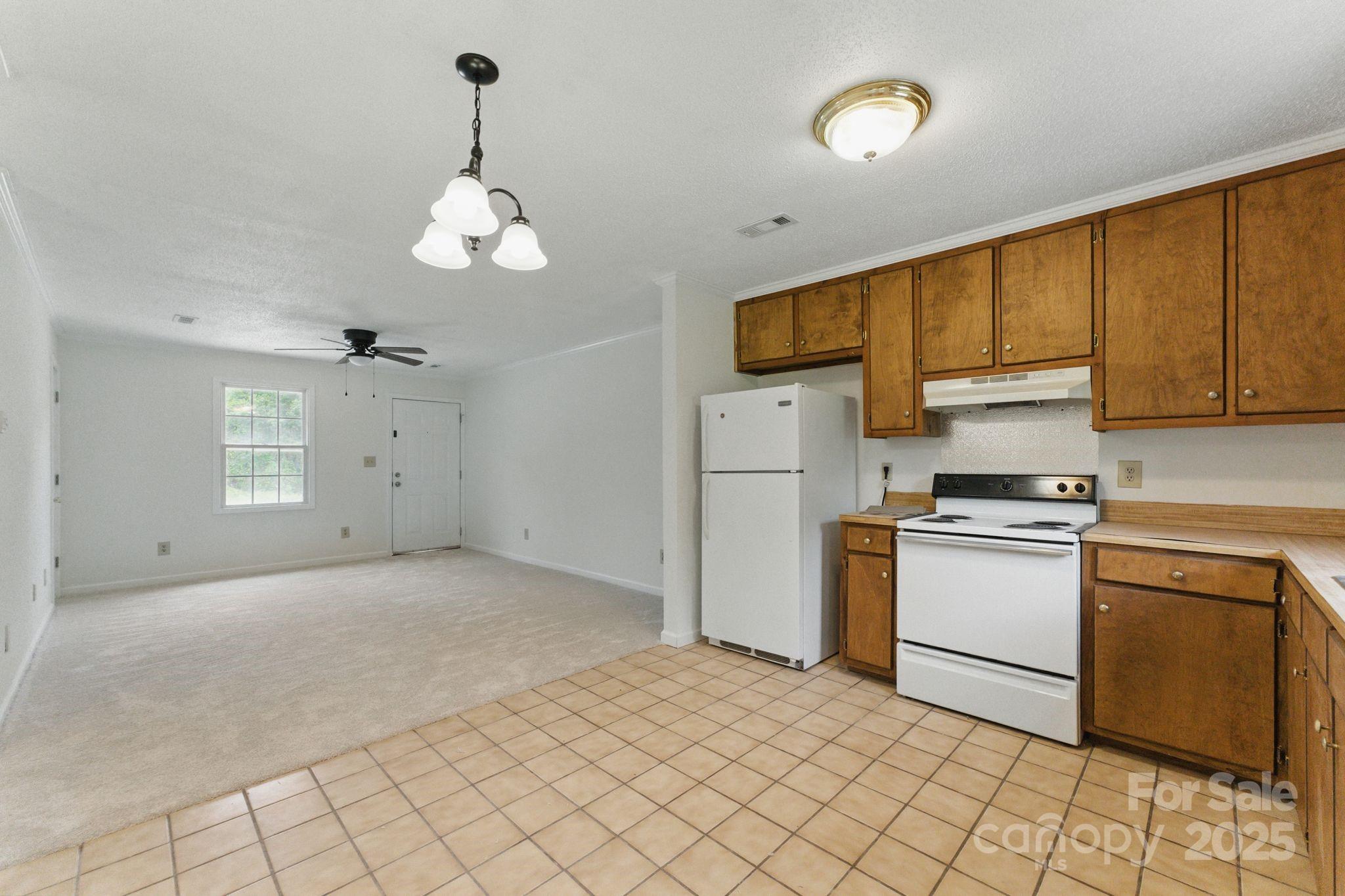 4681-4709 Grassy Creek Road