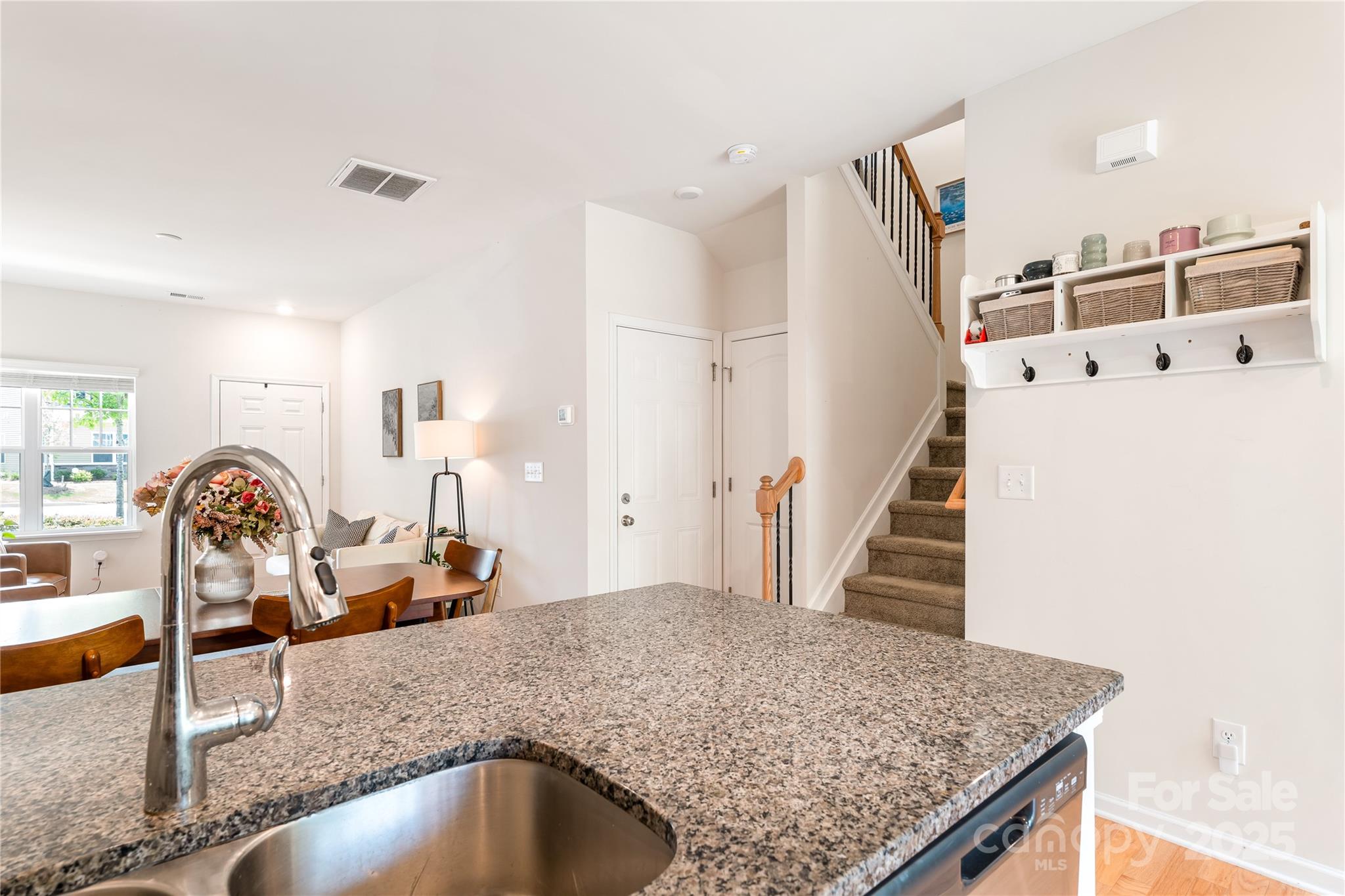 6507 Revolutionary Trail