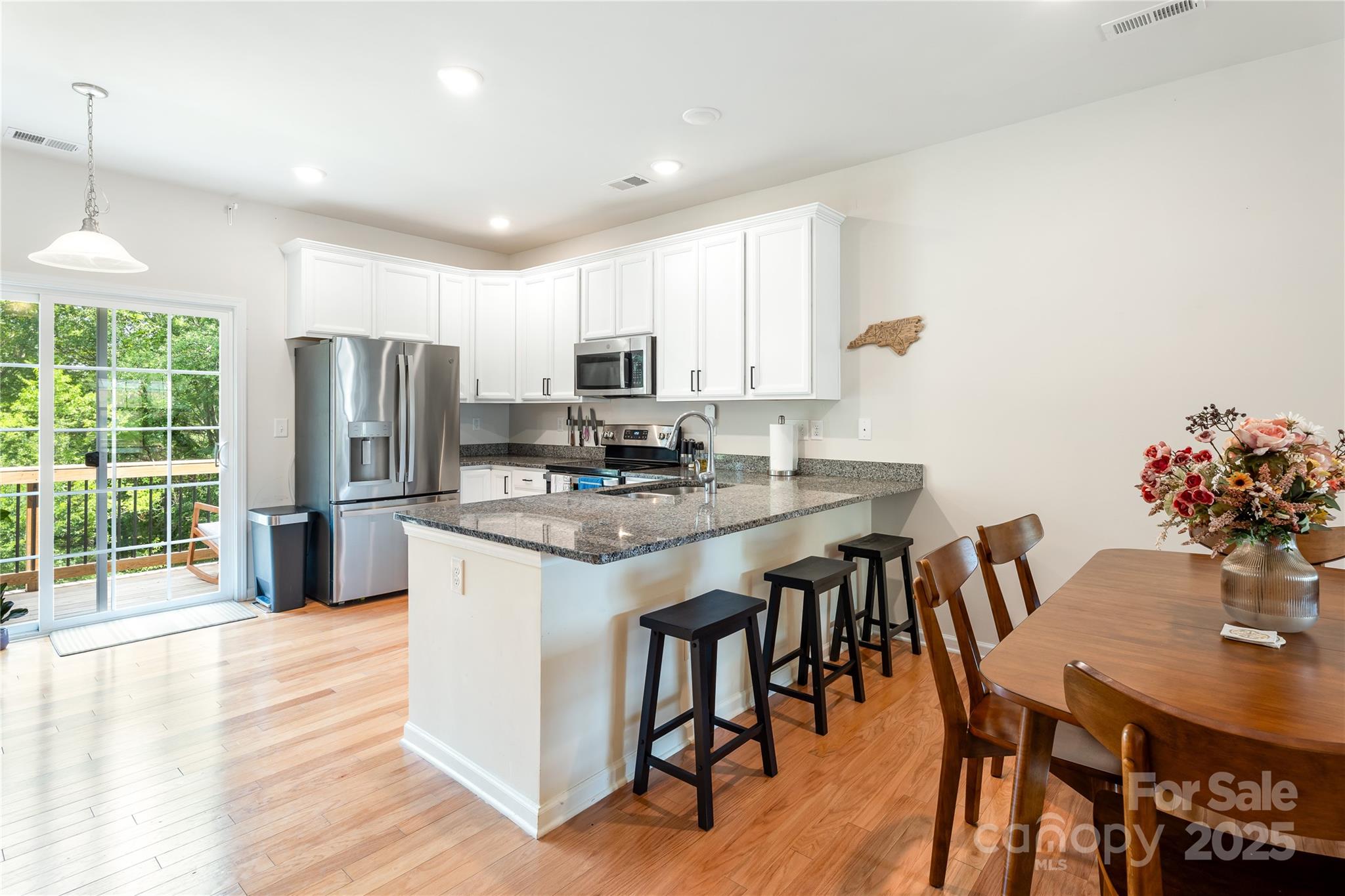 6507 Revolutionary Trail