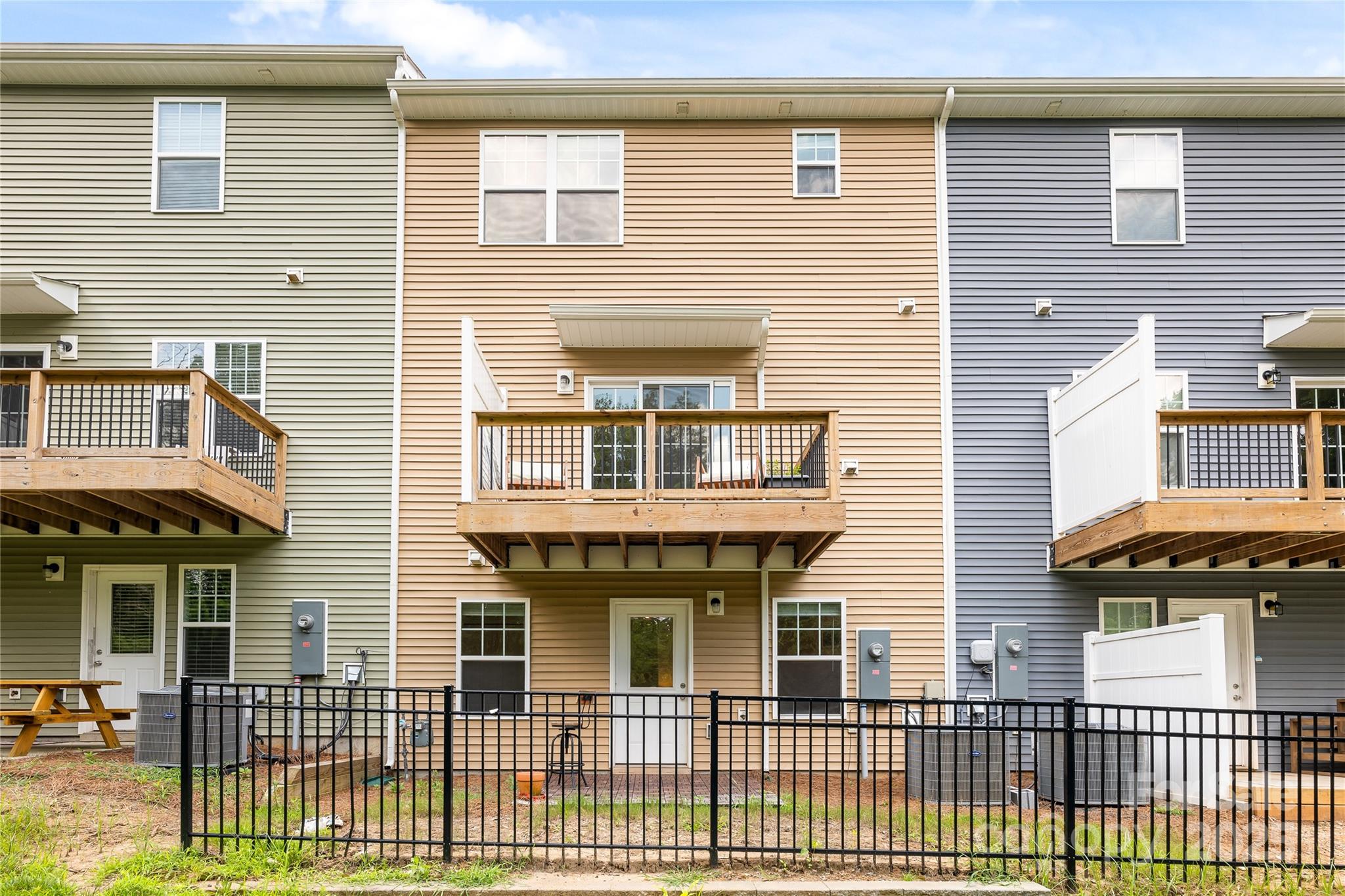 6507 Revolutionary Trail