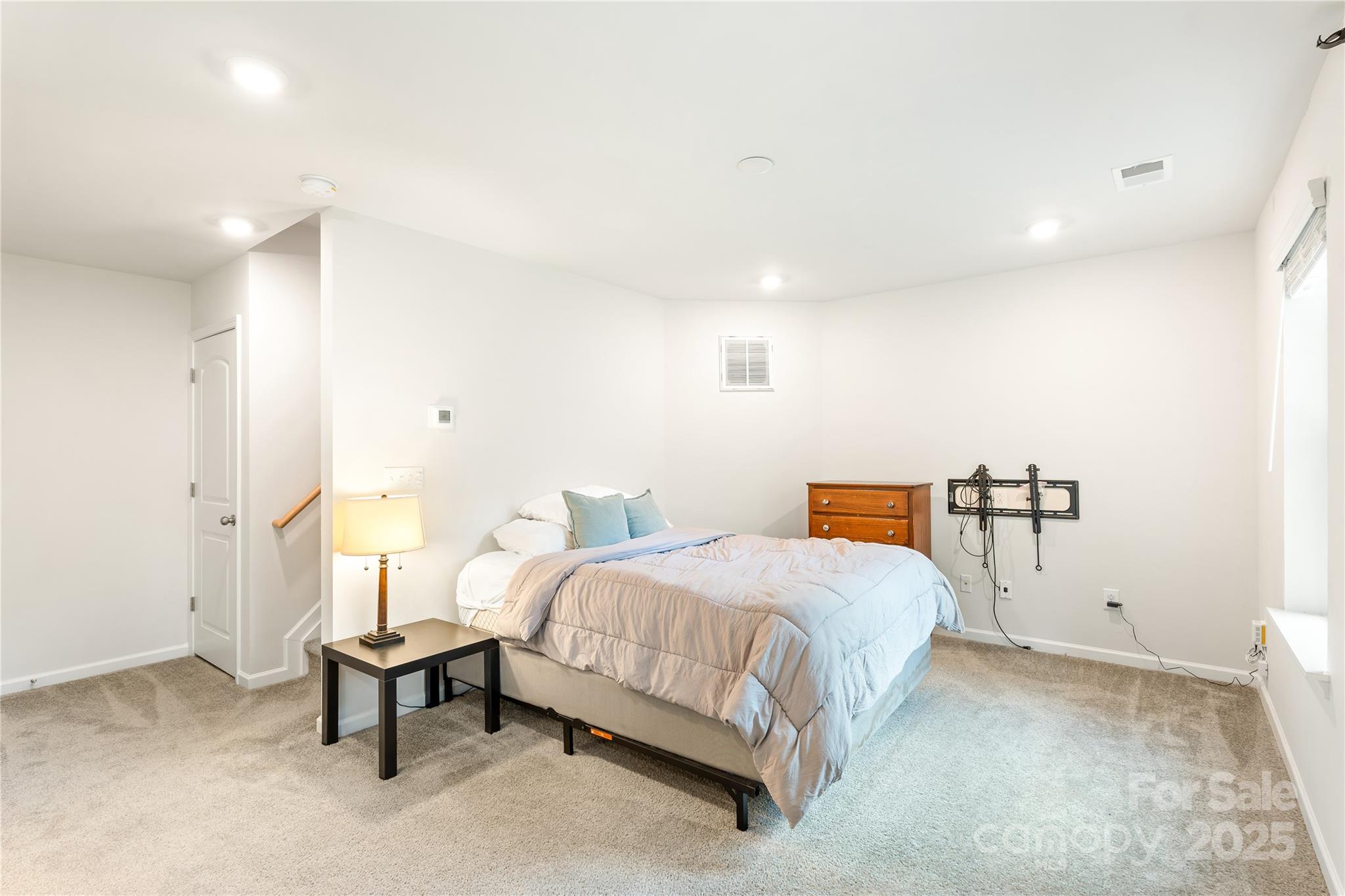 6507 Revolutionary Trail