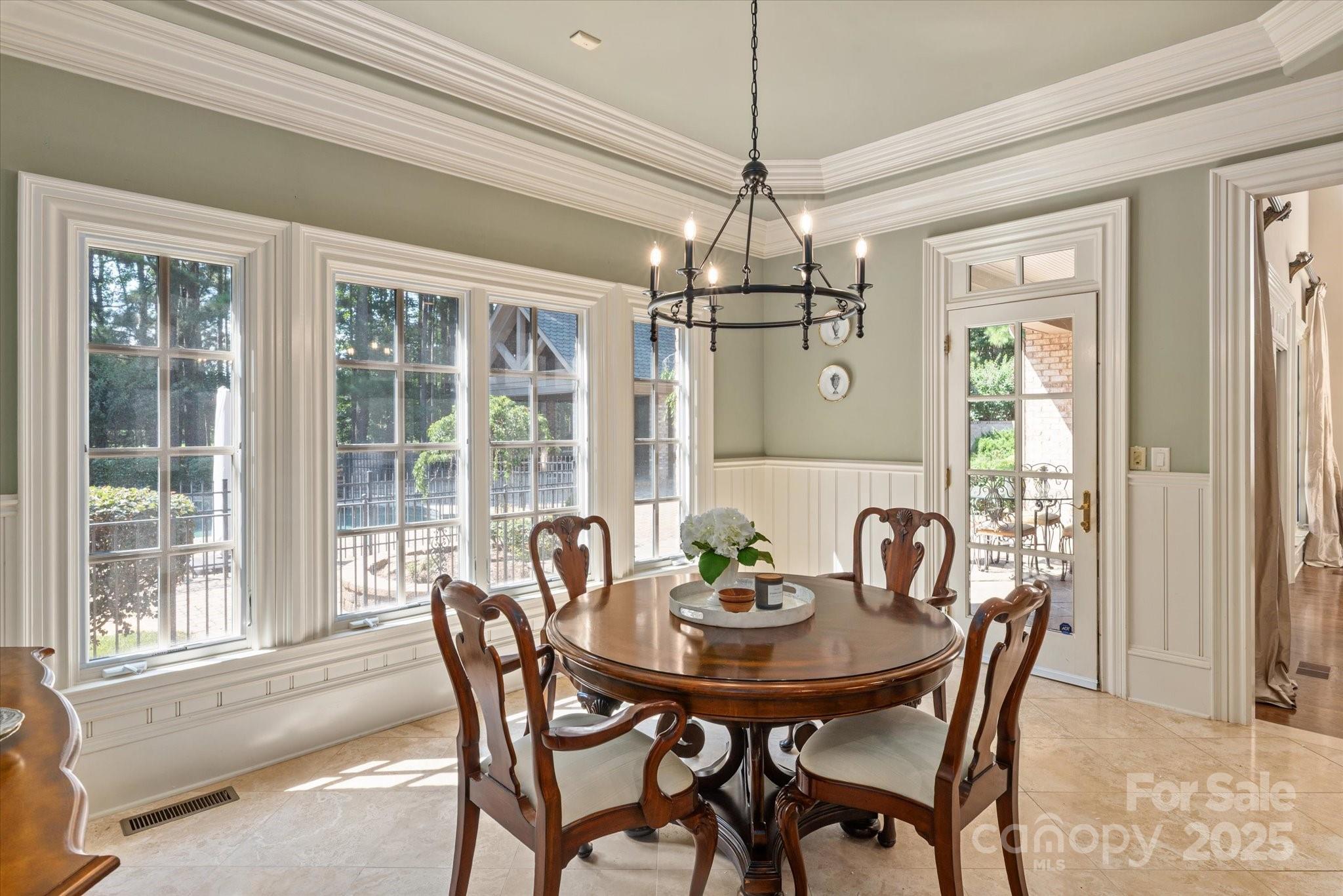 9110 Woodhall Lake Drive