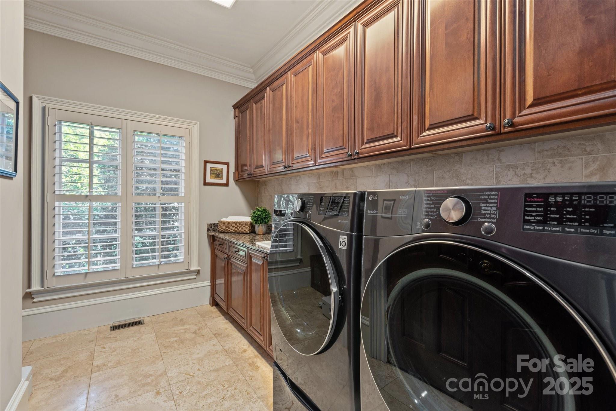 9110 Woodhall Lake Drive