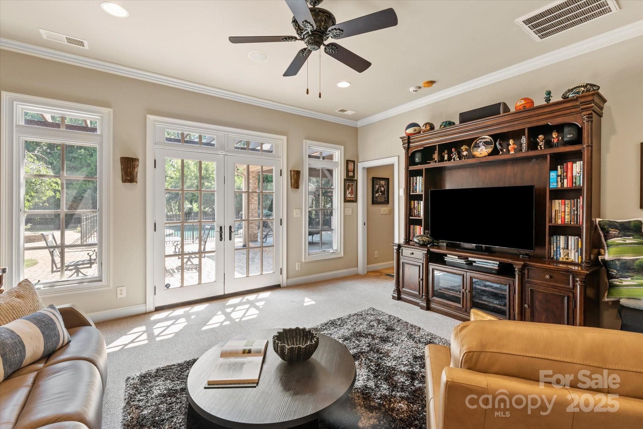 9110 Woodhall Lake Drive