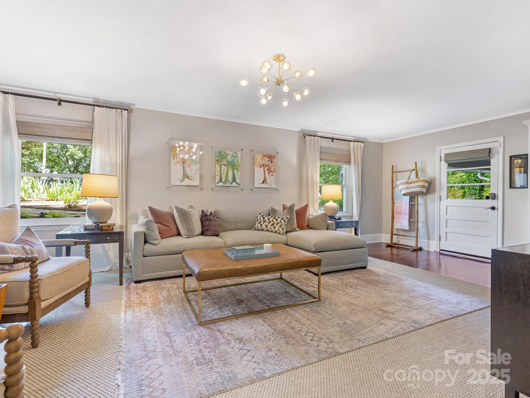4618 Emory Lane