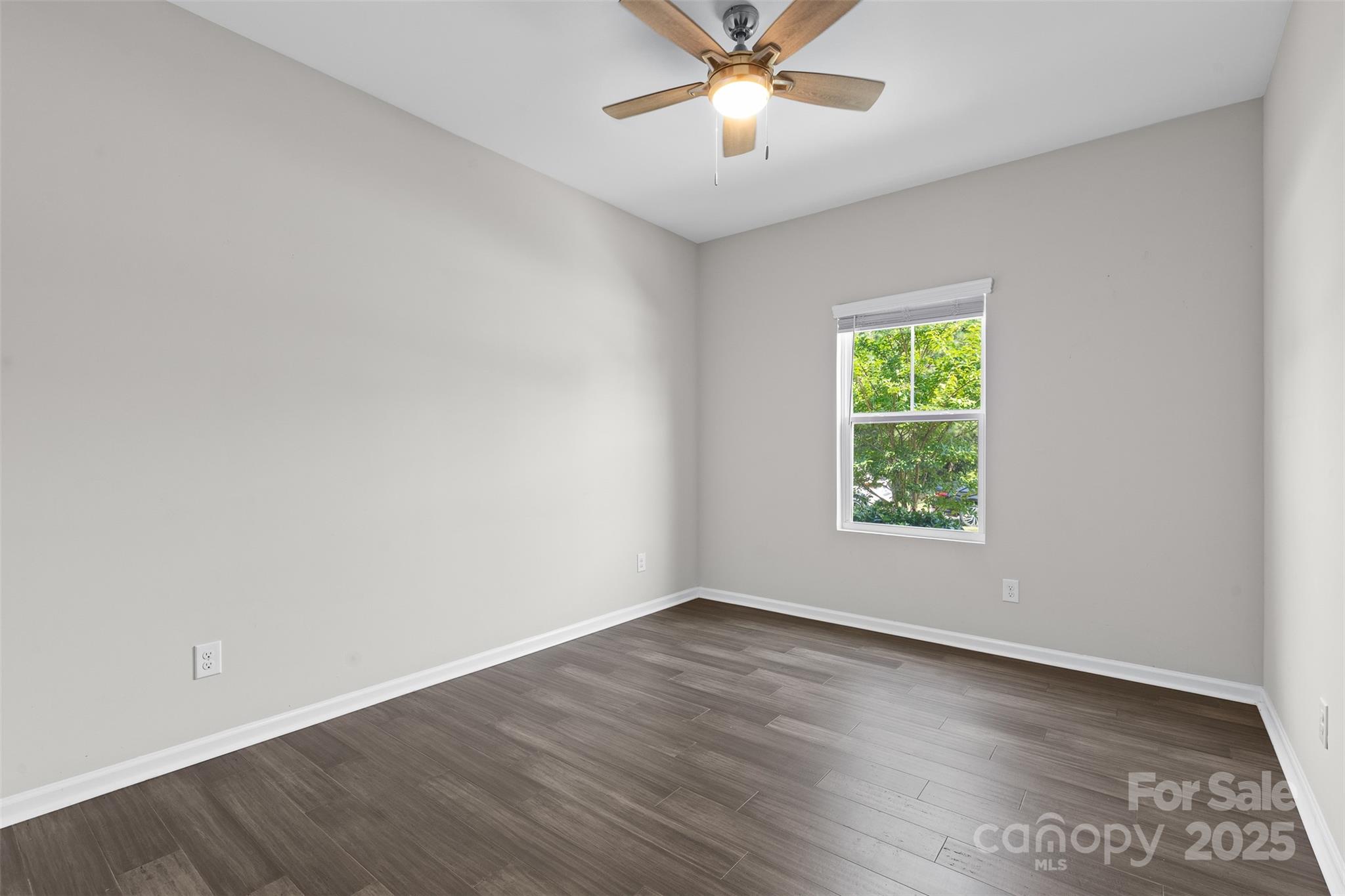 18568 Mainsail Court
