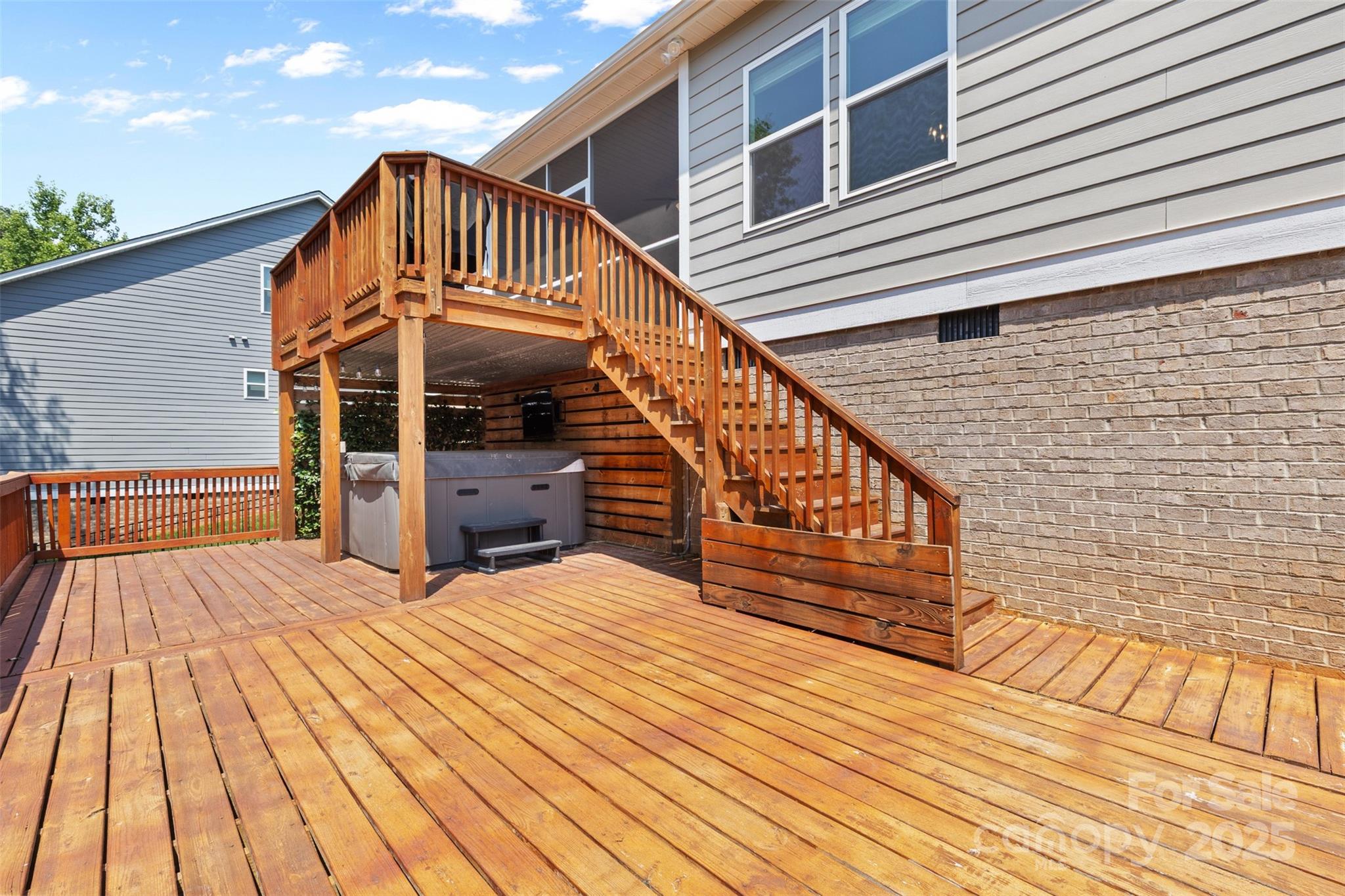 18568 Mainsail Court