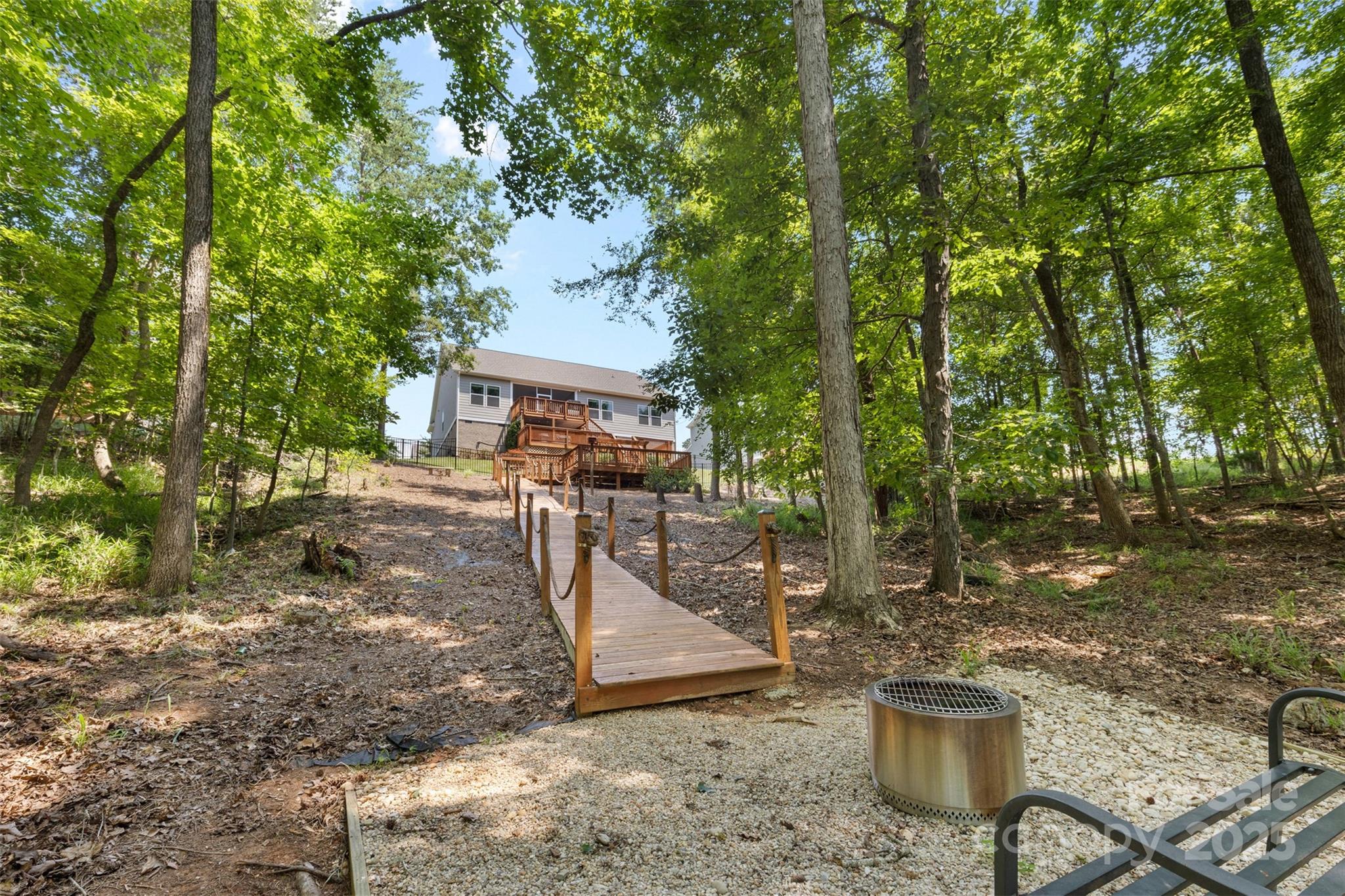 18568 Mainsail Court