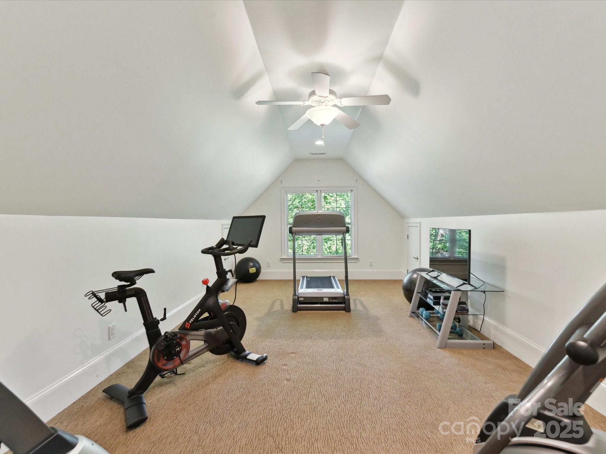 9000 Whirlaway Lane