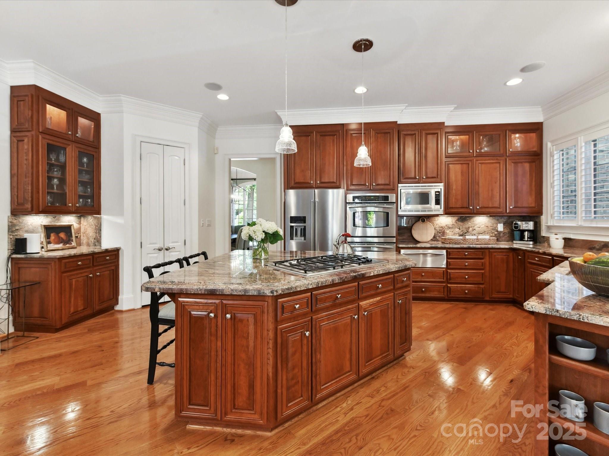 9000 Whirlaway Lane