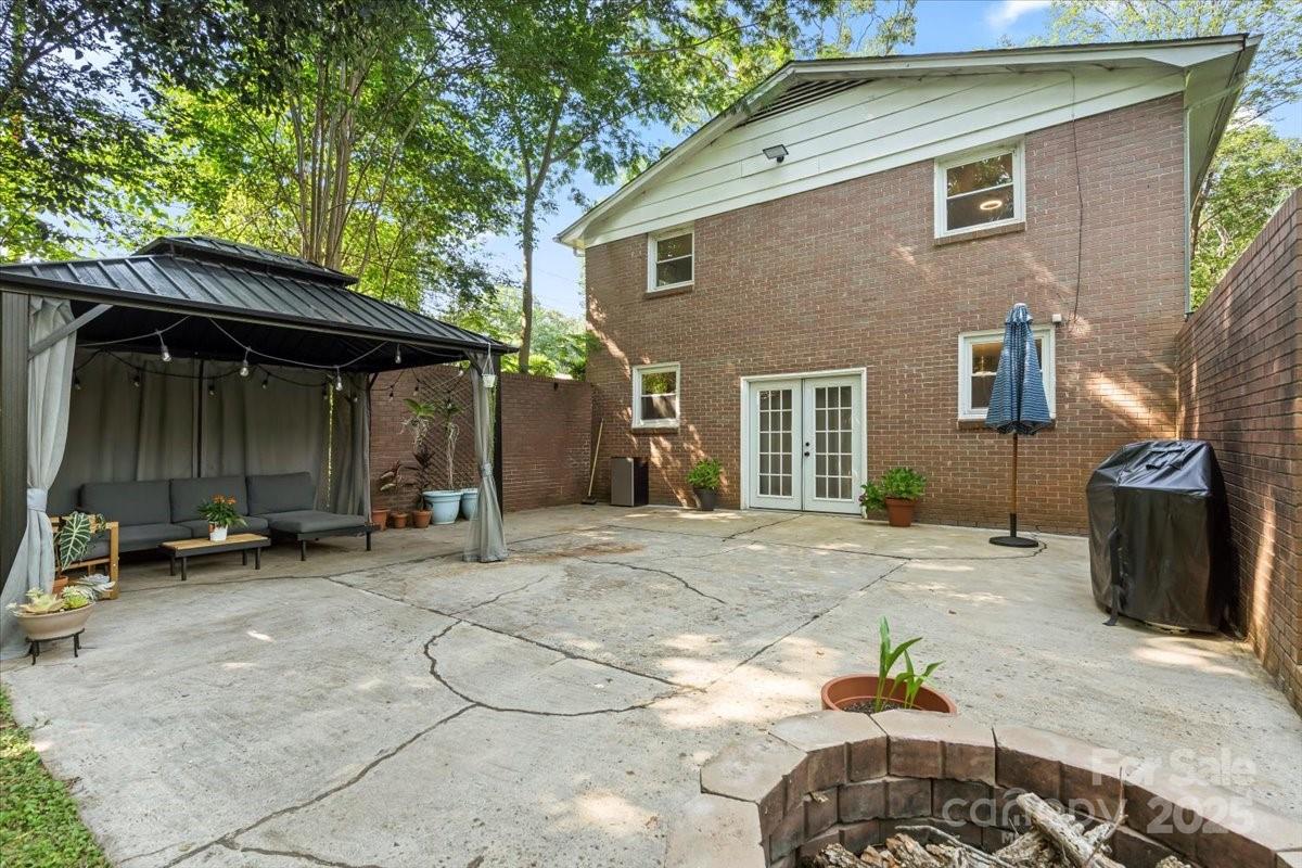 4322 Greenhaven Lane