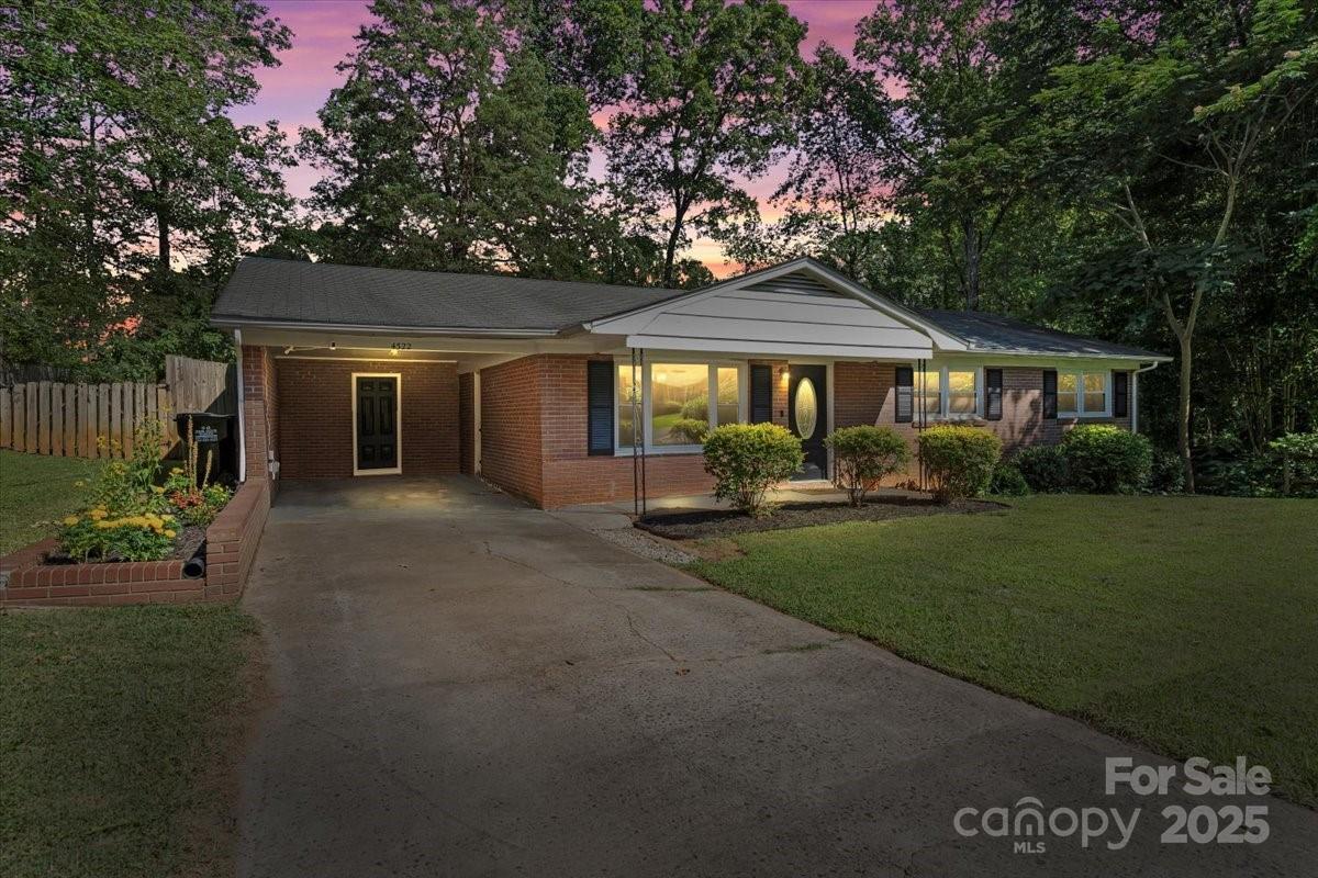 4322 Greenhaven Lane