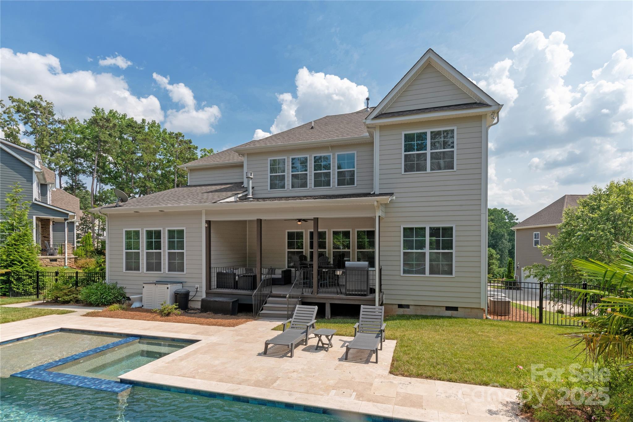 221 N Centurion Lane