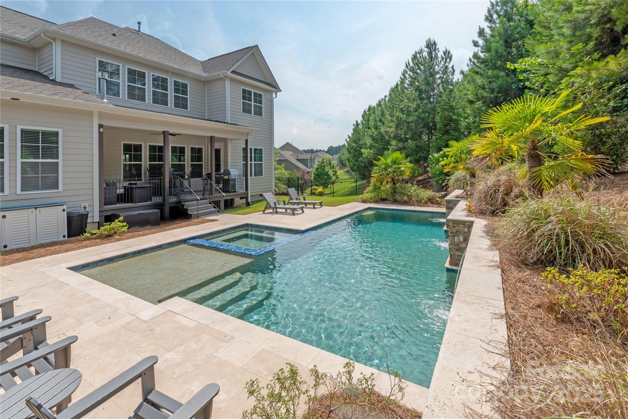 221 N Centurion Lane