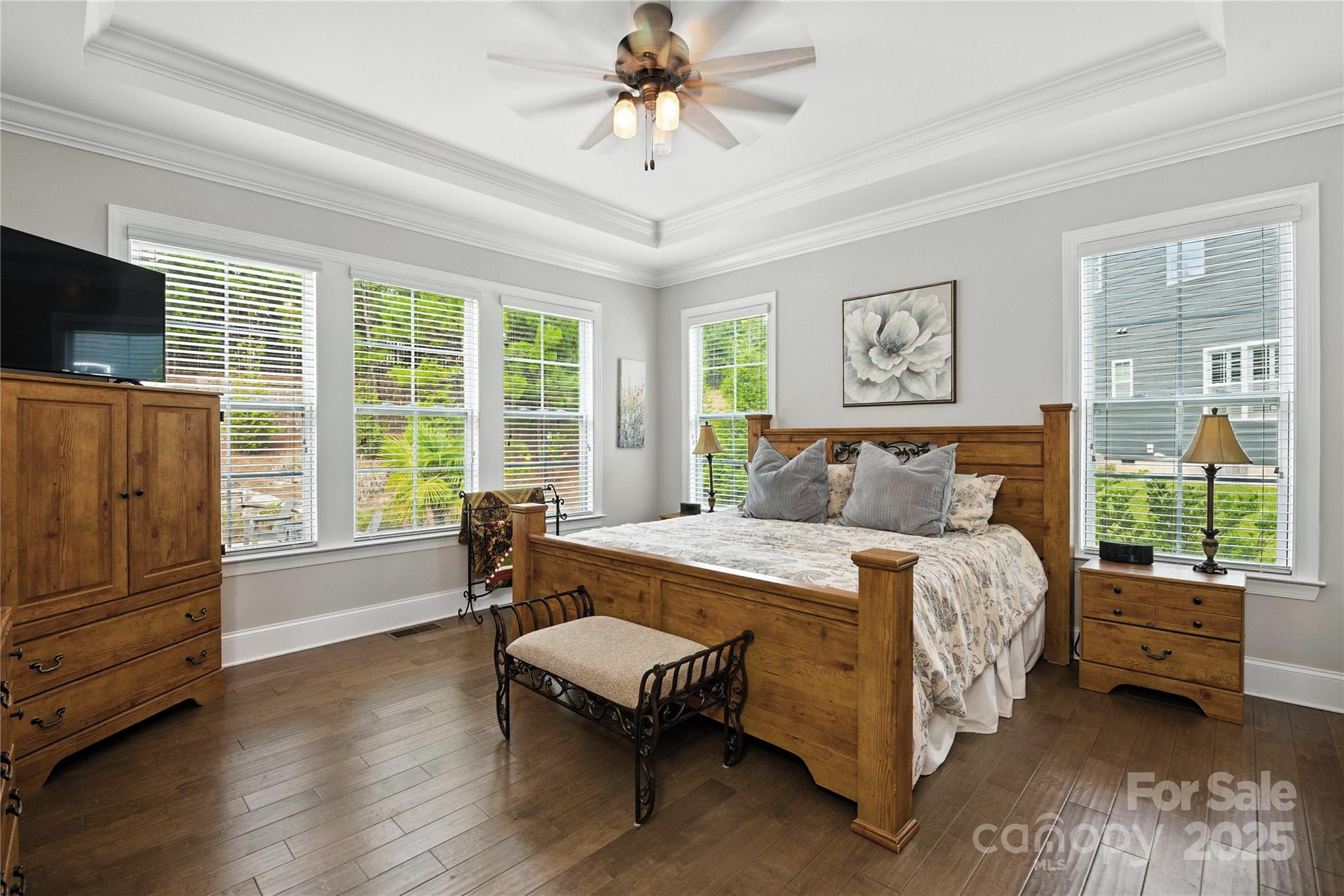 221 N Centurion Lane