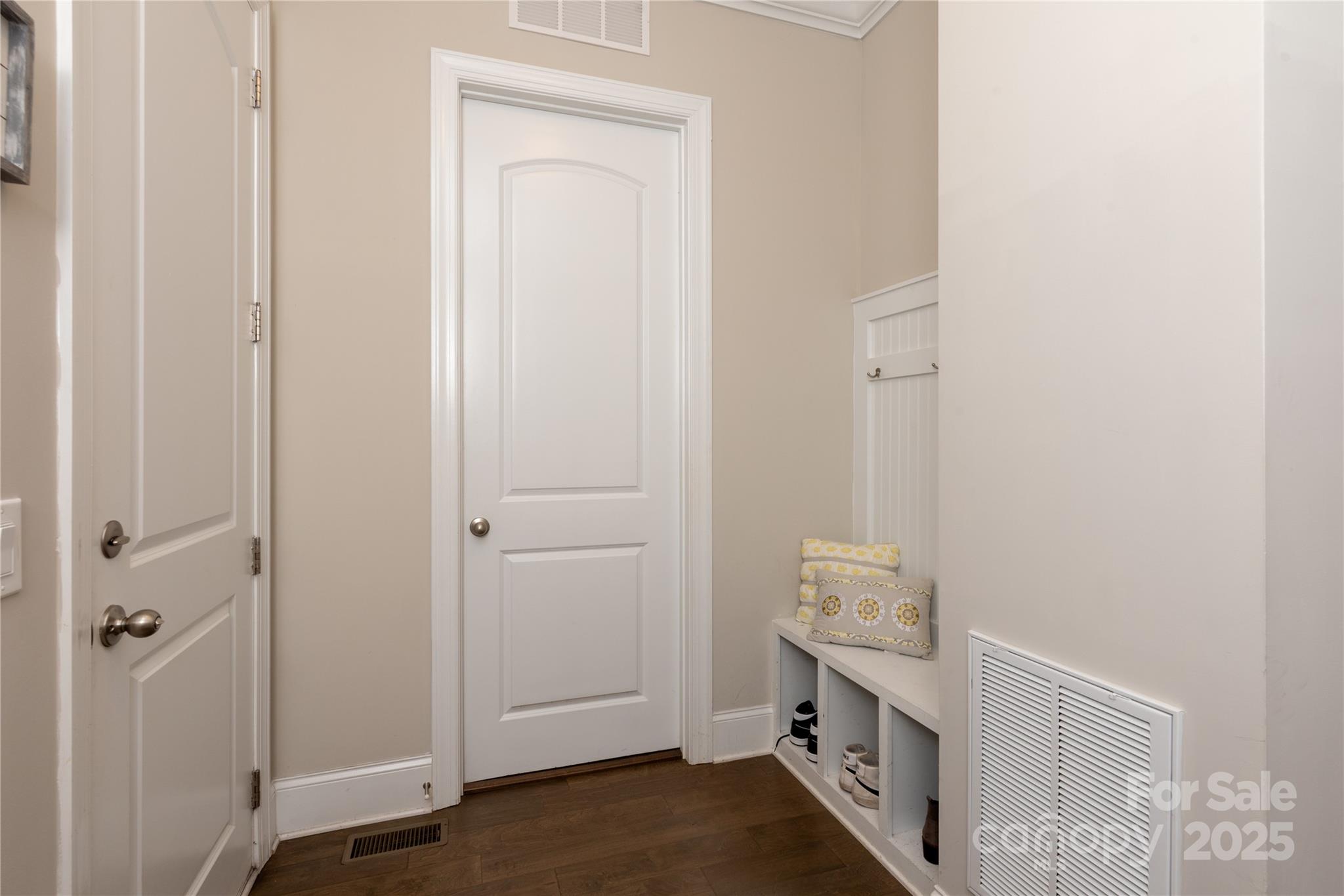 221 N Centurion Lane
