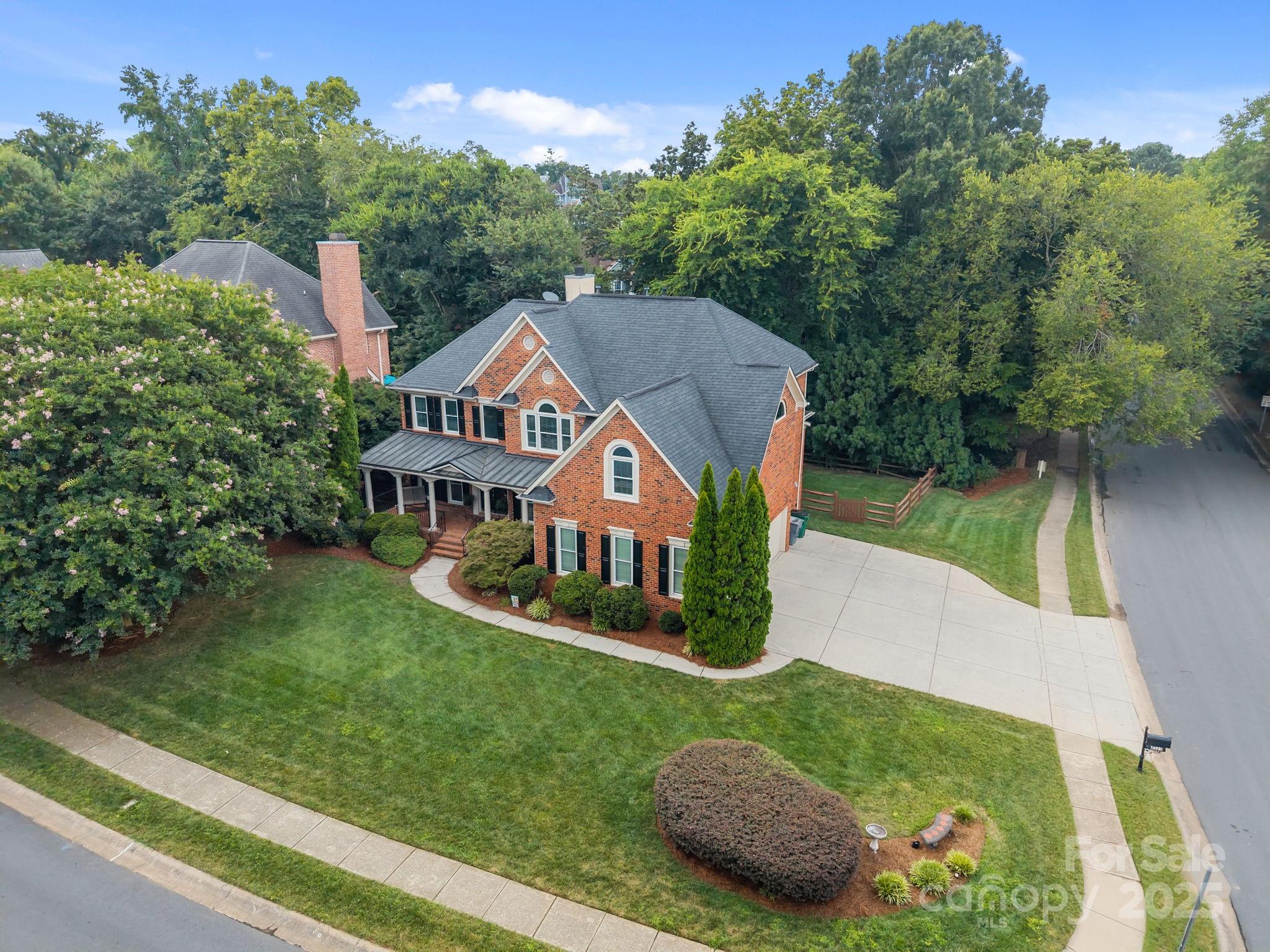 6323 Woodleigh Oaks Drive