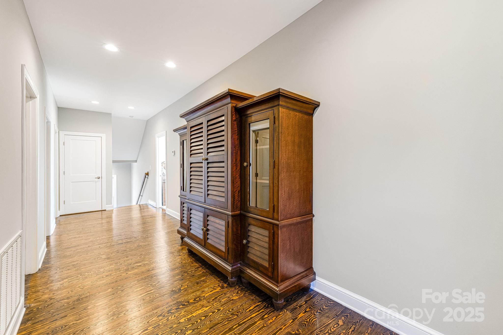 11 By The Wayside Drive